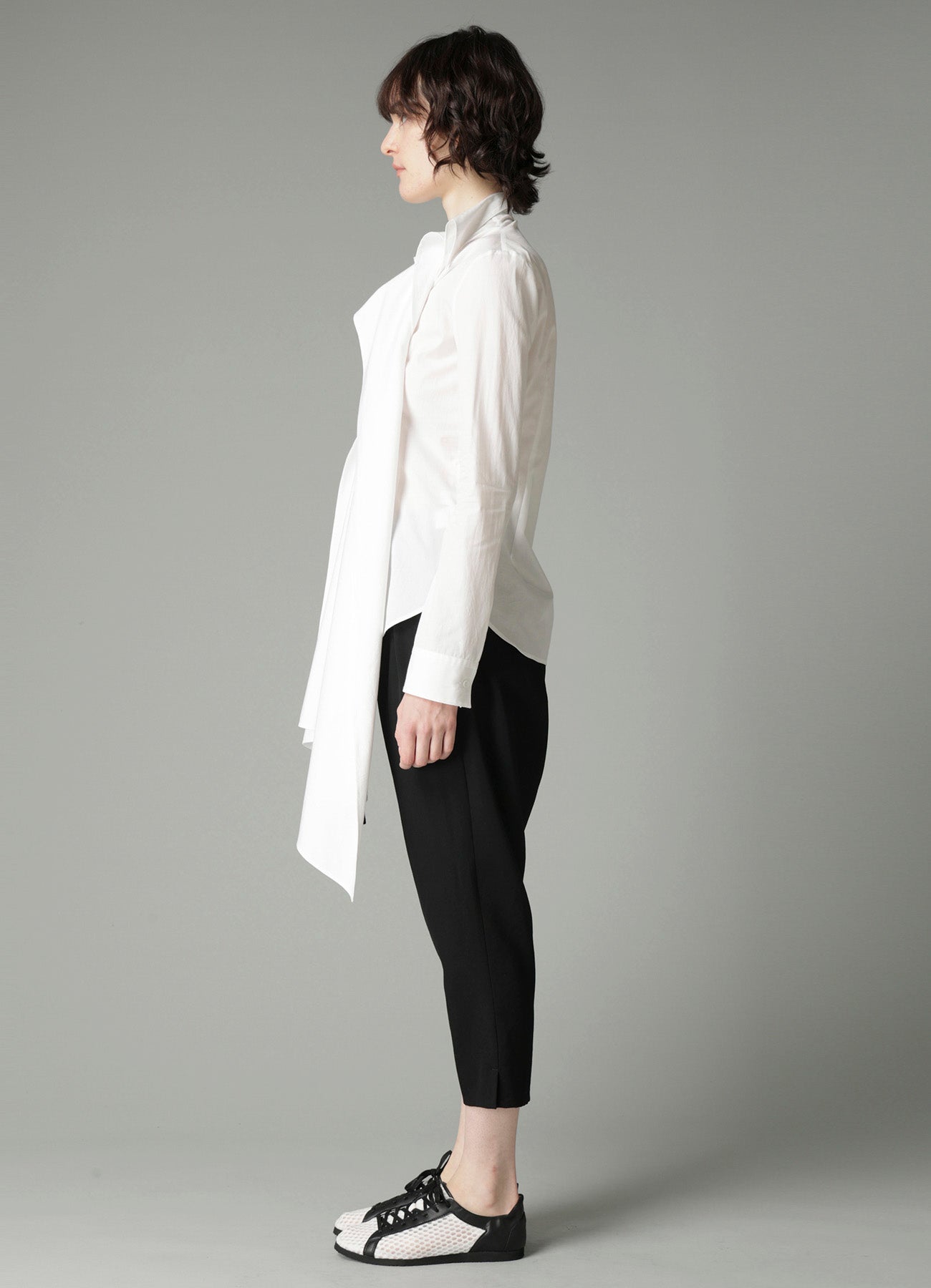 BROAD STOLE DETAIL BLOUSE