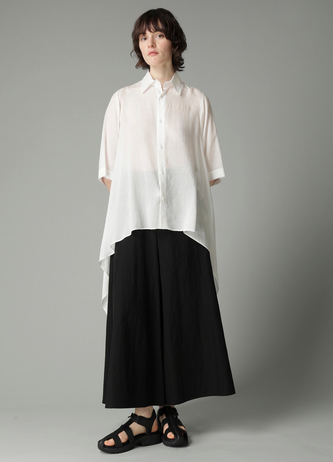 CELLULOSE LAWN FLOUNCE SHORT SLV BLOUSE