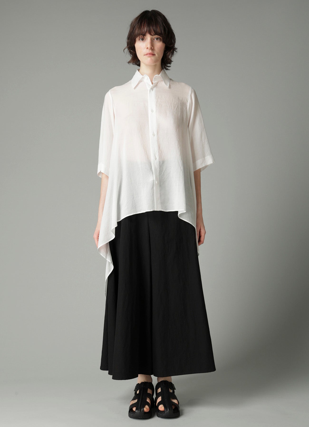 CELLULOSE LAWN FLOUNCE SHORT SLV BLOUSE