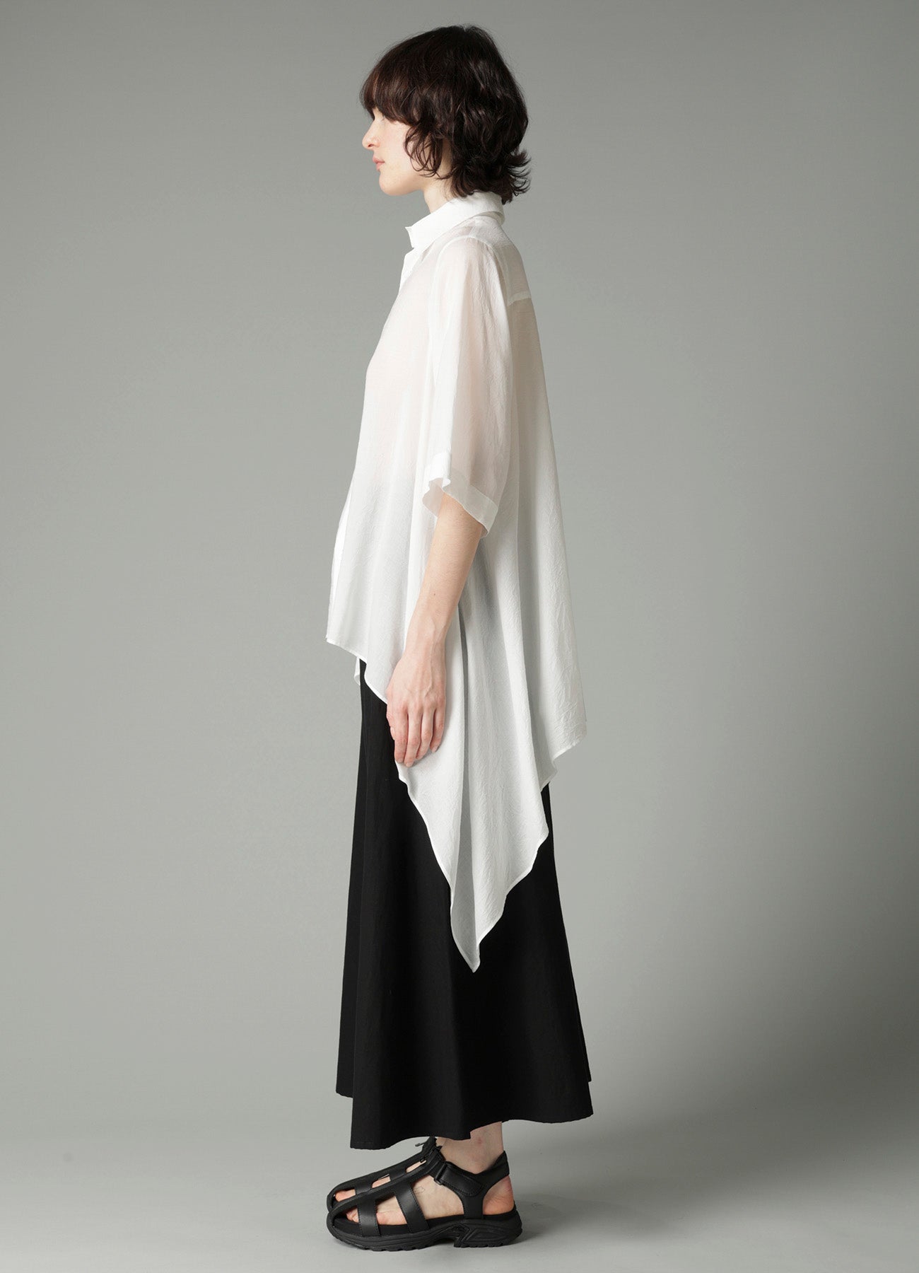 CELLULOSE LAWN FLOUNCE SHORT SLV BLOUSE