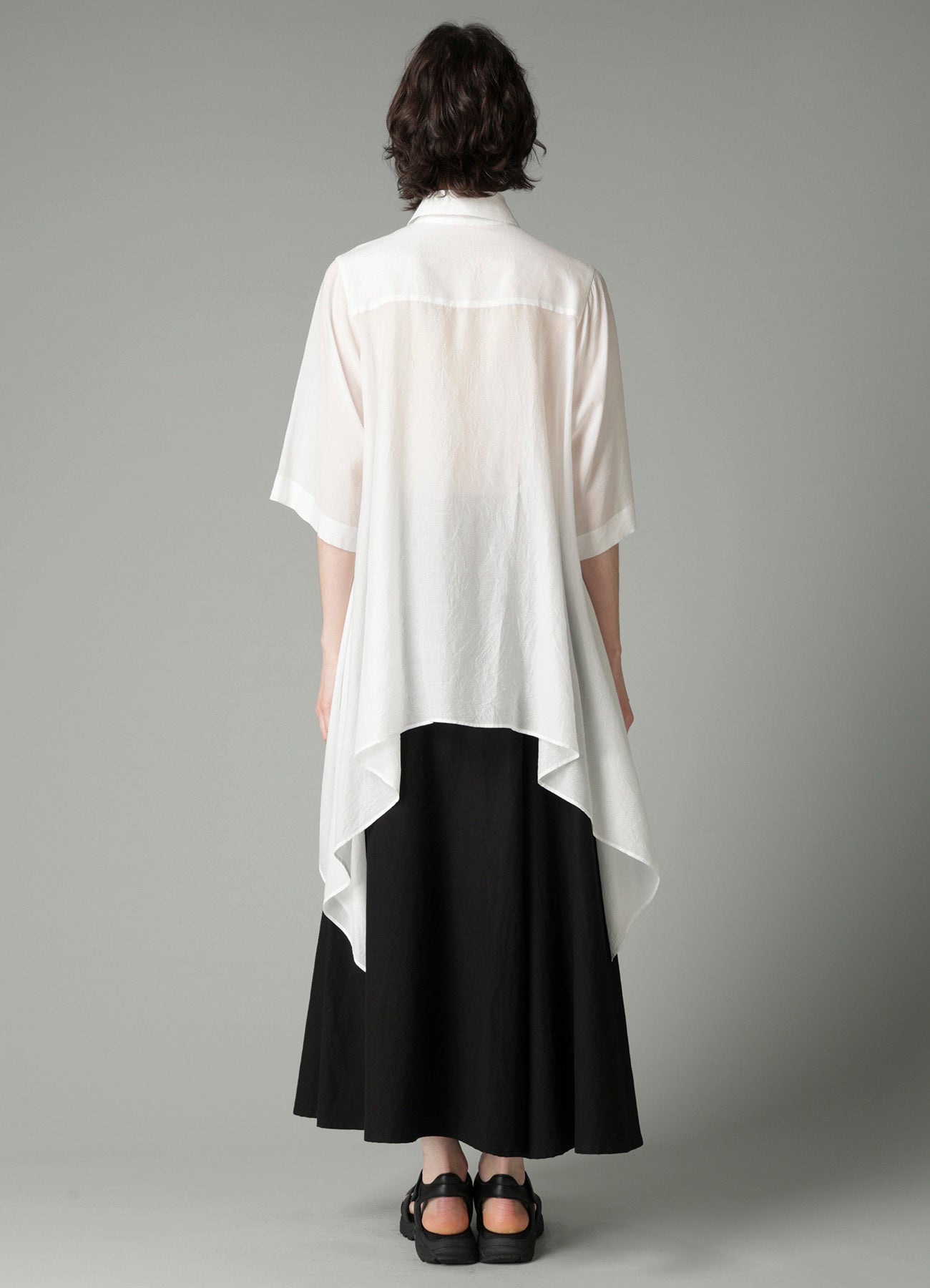 CELLULOSE LAWN FLOUNCE SHORT SLV BLOUSE