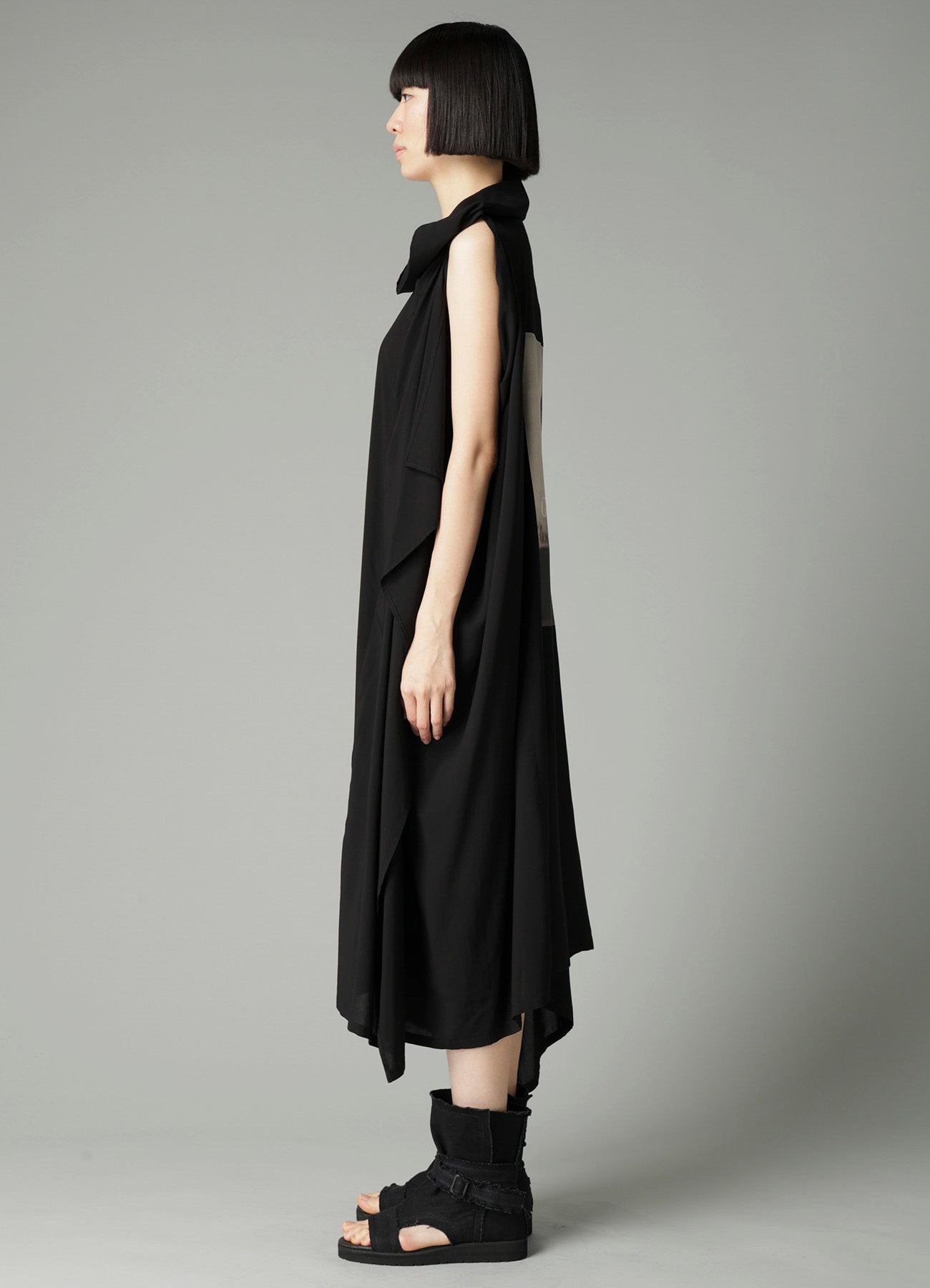 SEKIBETSU A ASM O SHOULDER DRESS B