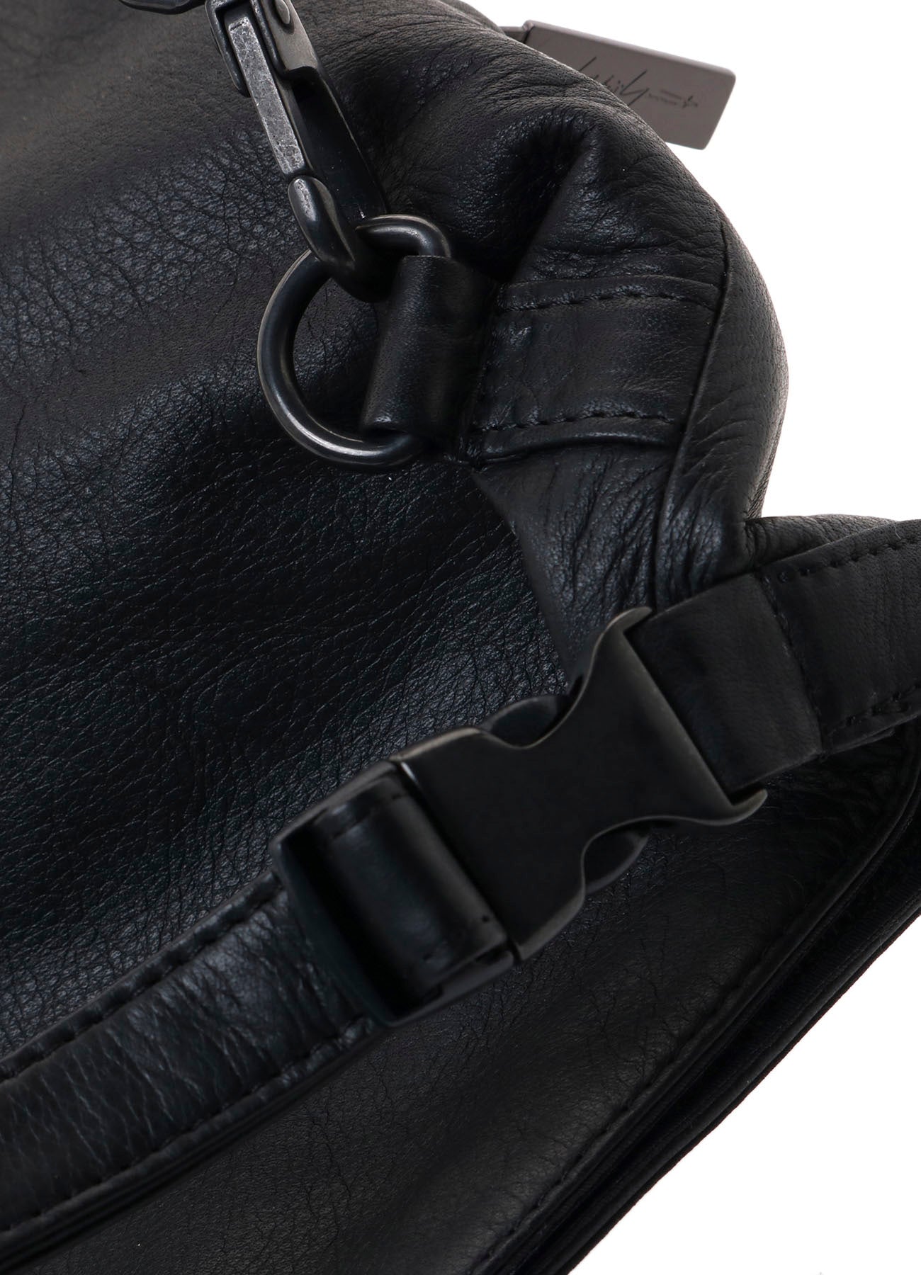 GARMENT LEATHER MINI POCHETTE