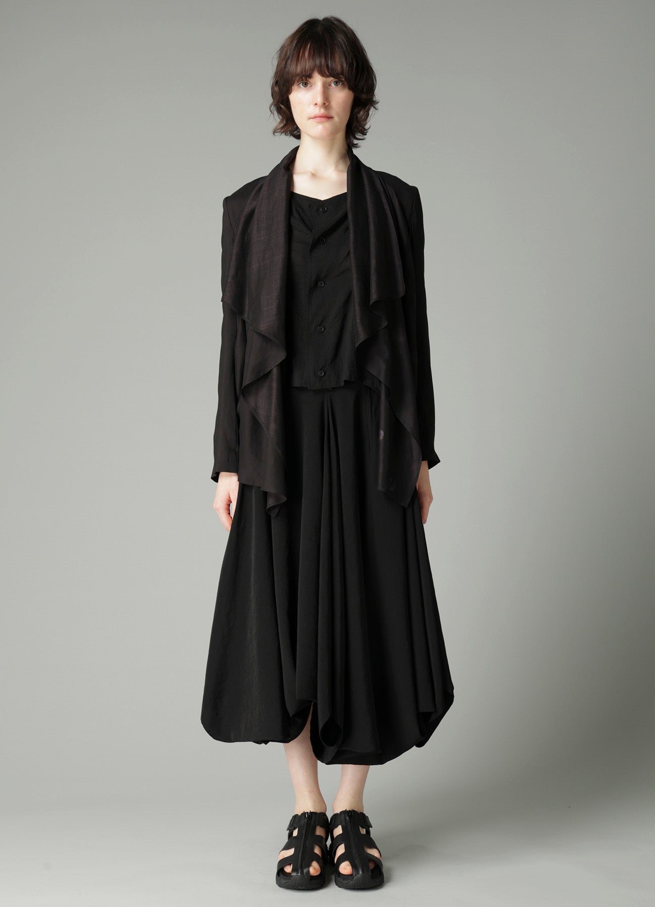 DAMAGED DOT S FRONT DRAPED DETAIL JACKET