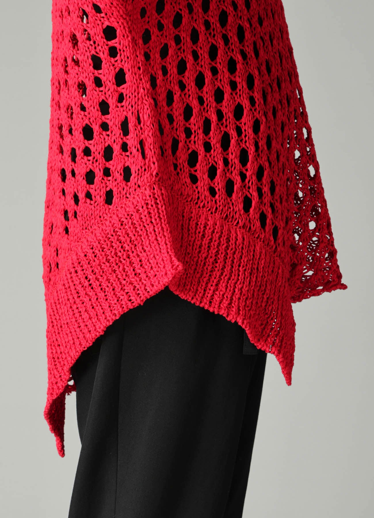 OPENWORK KNIT ROUND NECK PULLOVER