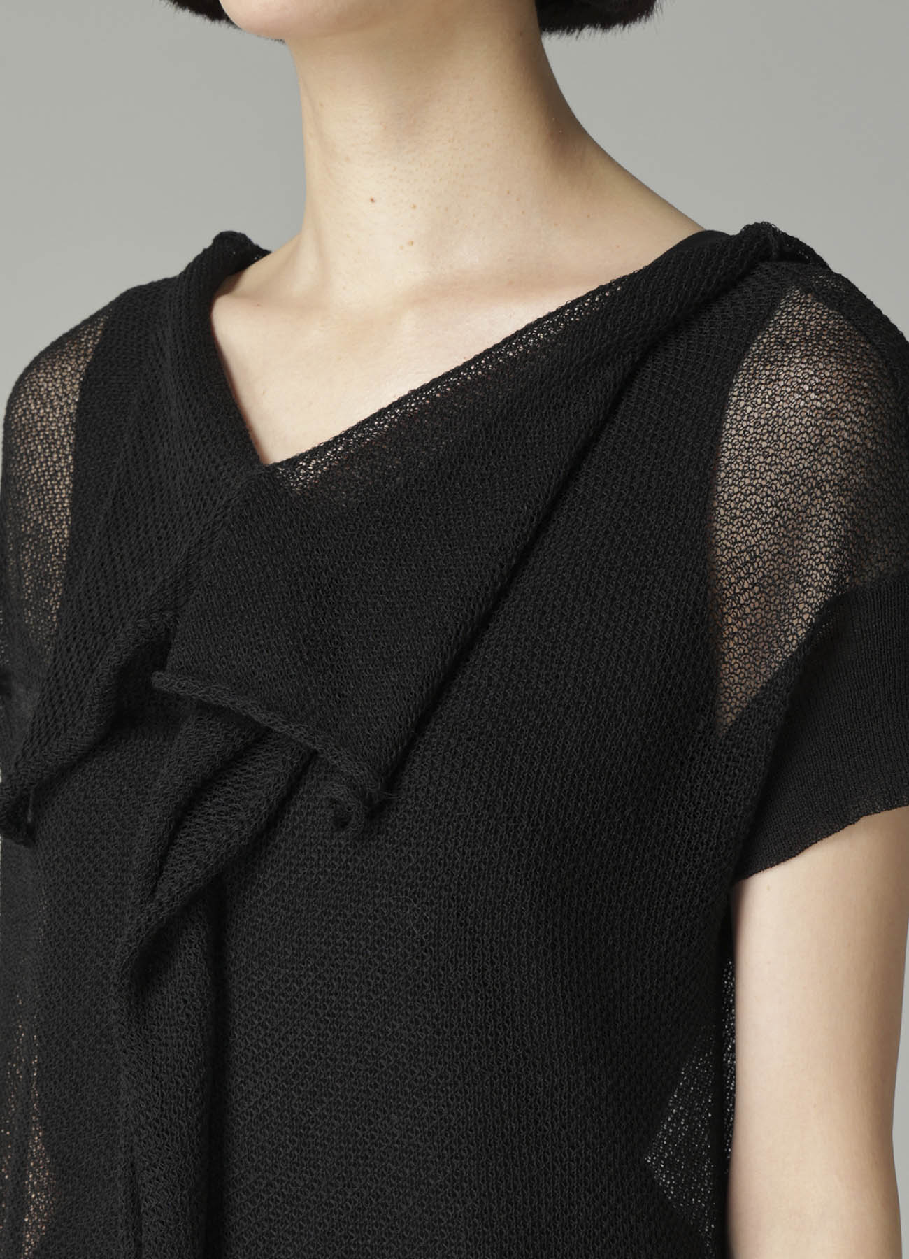 TUCK STITCH DRAPED PULLOVER