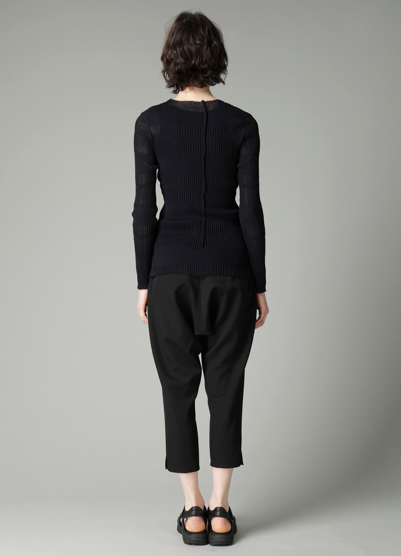 RIB TUCK D ROUND NECK PO