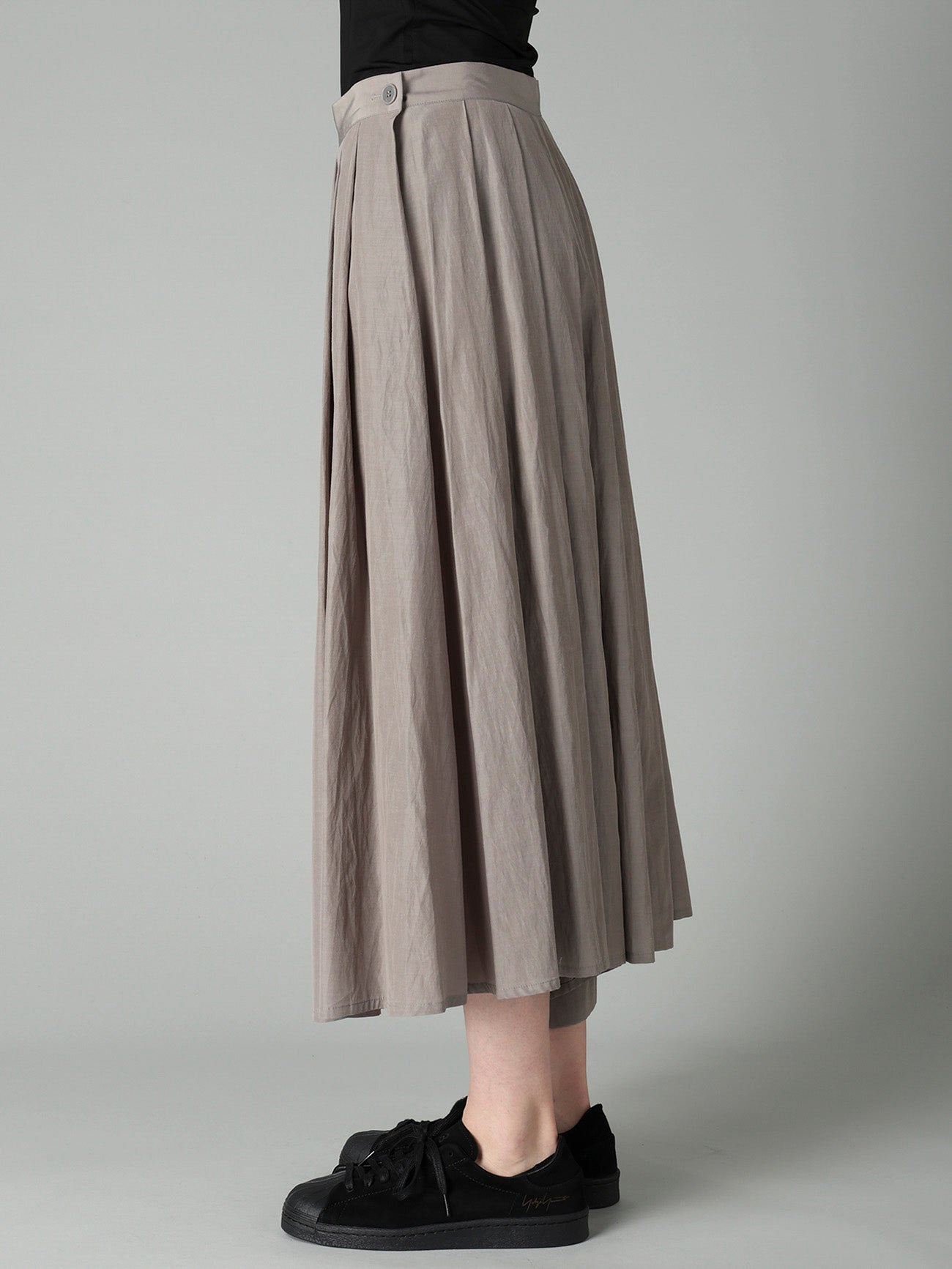 TUCKED SKIRT PANTS
