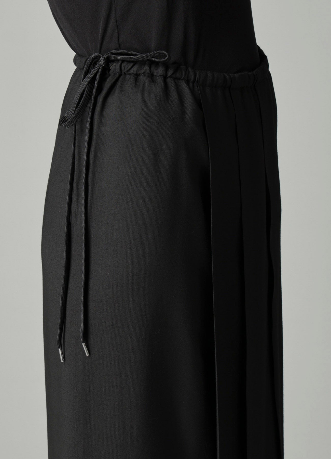 VISCOSE TWILL 3 LAYER SKIRT