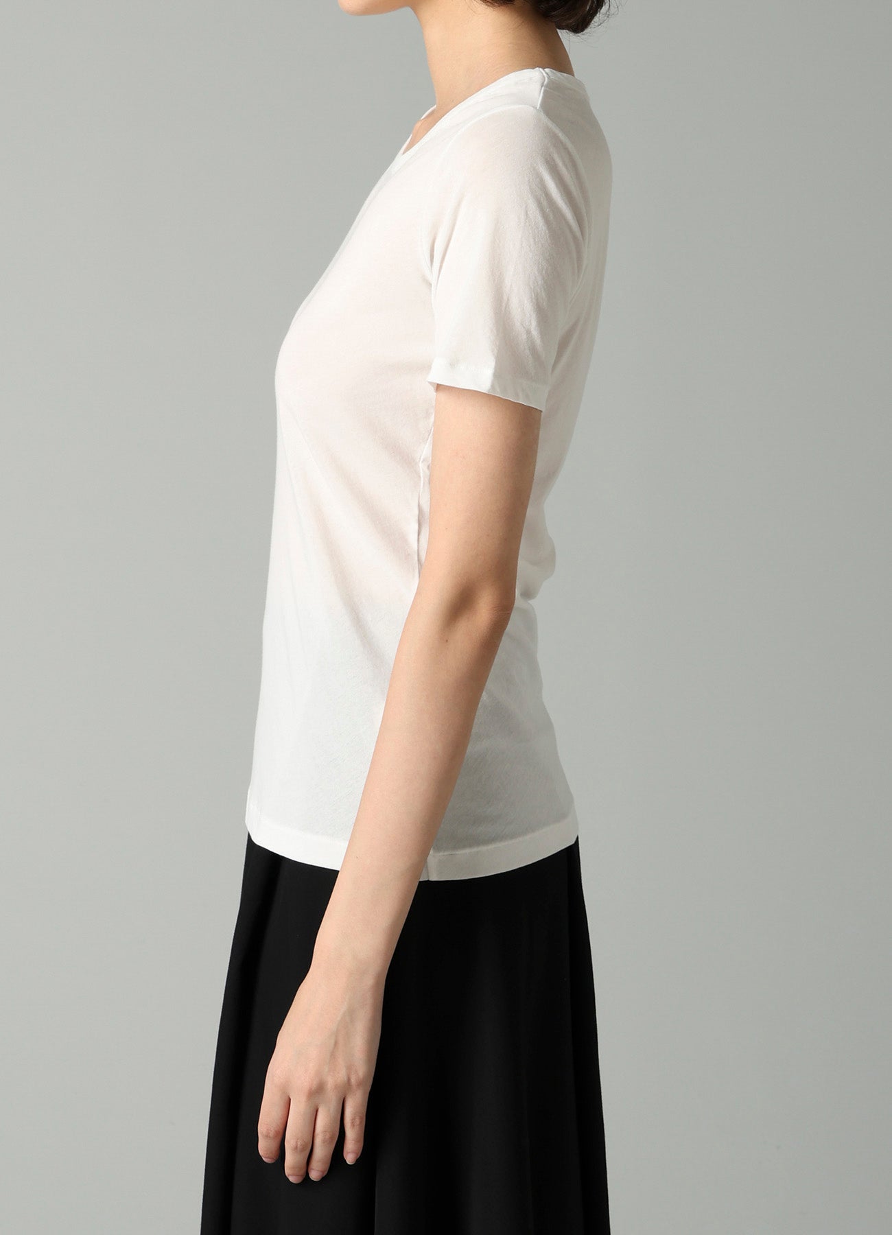 HIGH TWISTED SINGLE JERSEY SHORT SLV ROUND NECK T