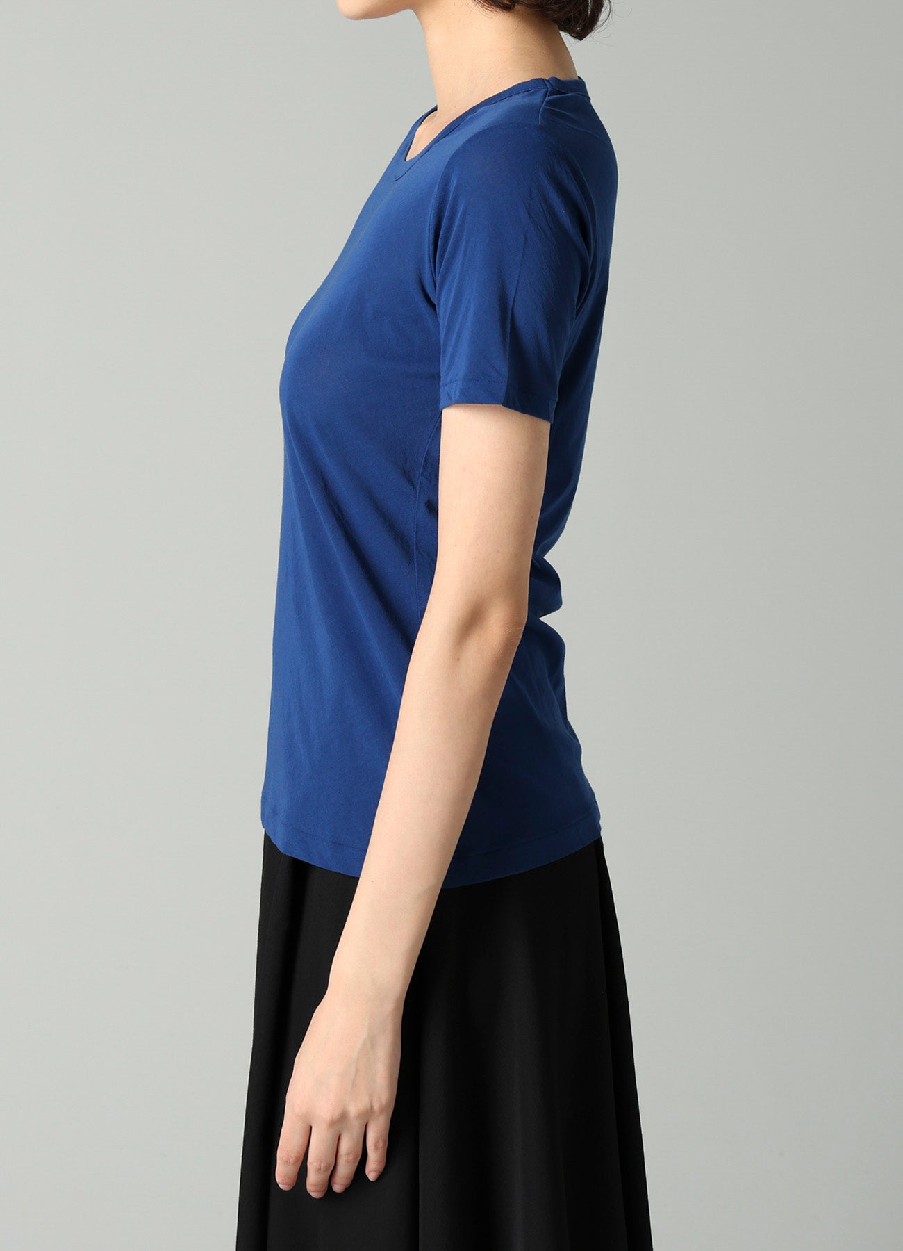 HIGH TWISTED SINGLE JERSEY SHORT SLV ROUND NECK T