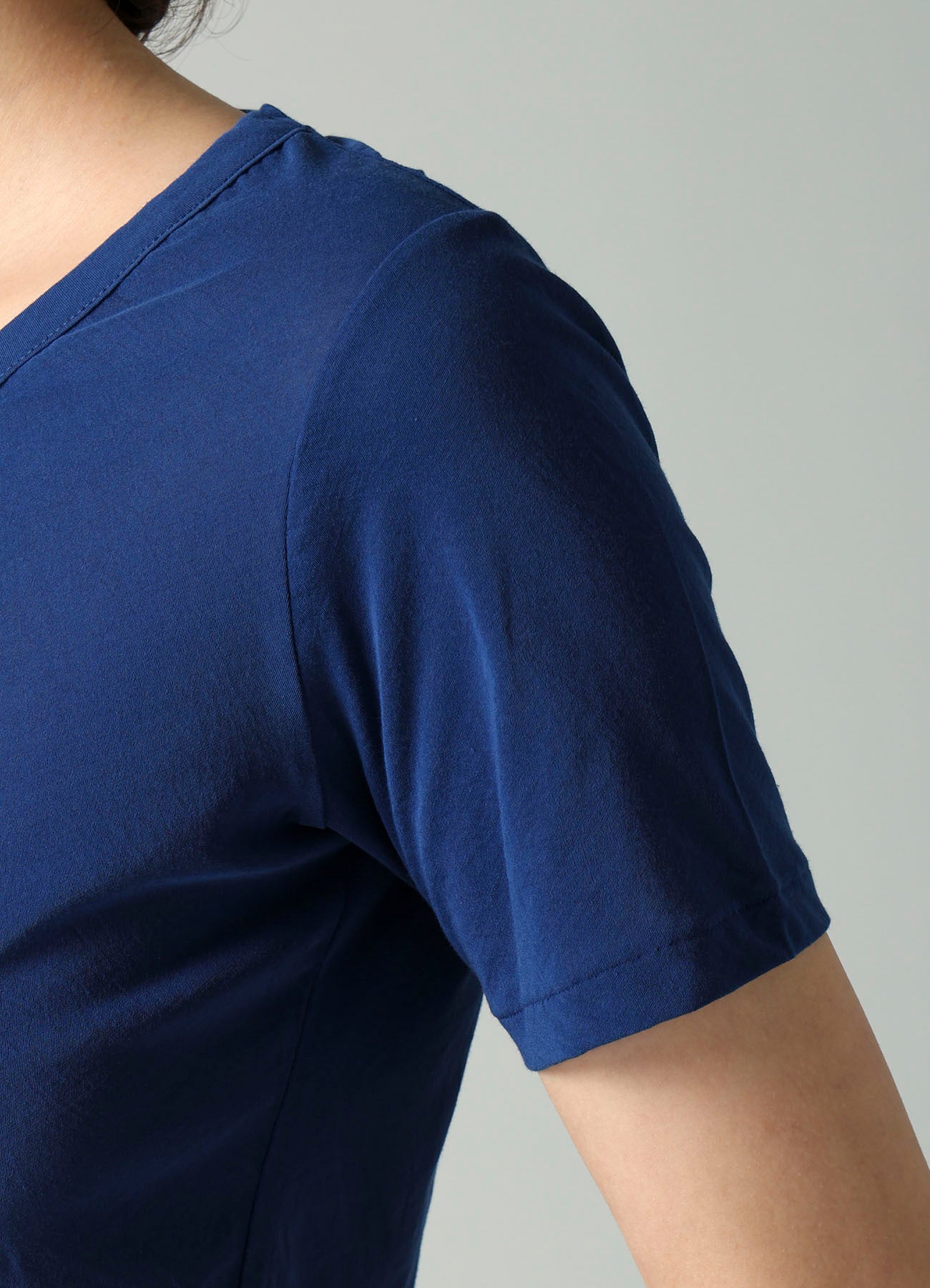 HIGH TWISTED SINGLE JERSEY SHORT SLV ROUND NECK T