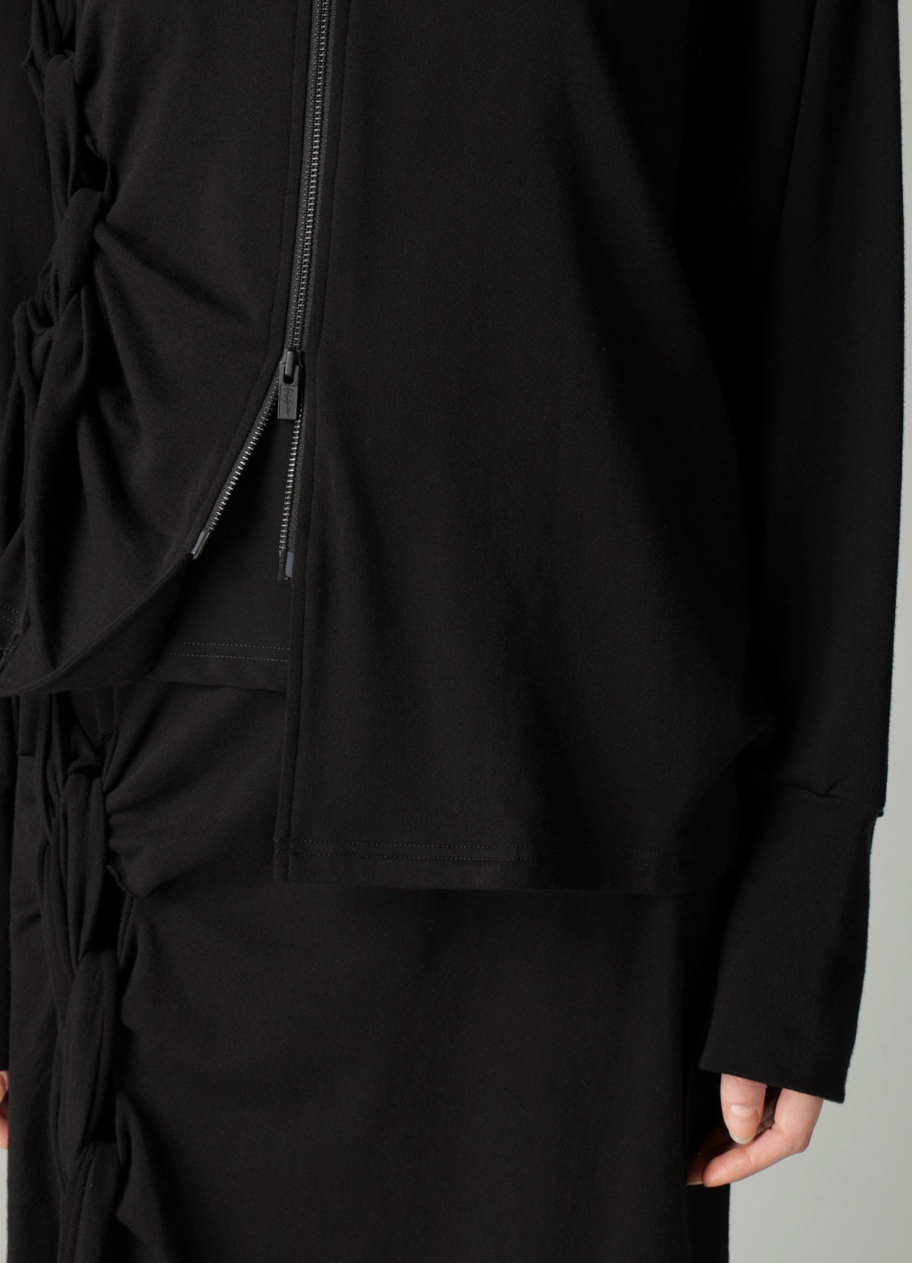 HIGH TWISTED FRENCH TERRY BRAIDED HOODIE