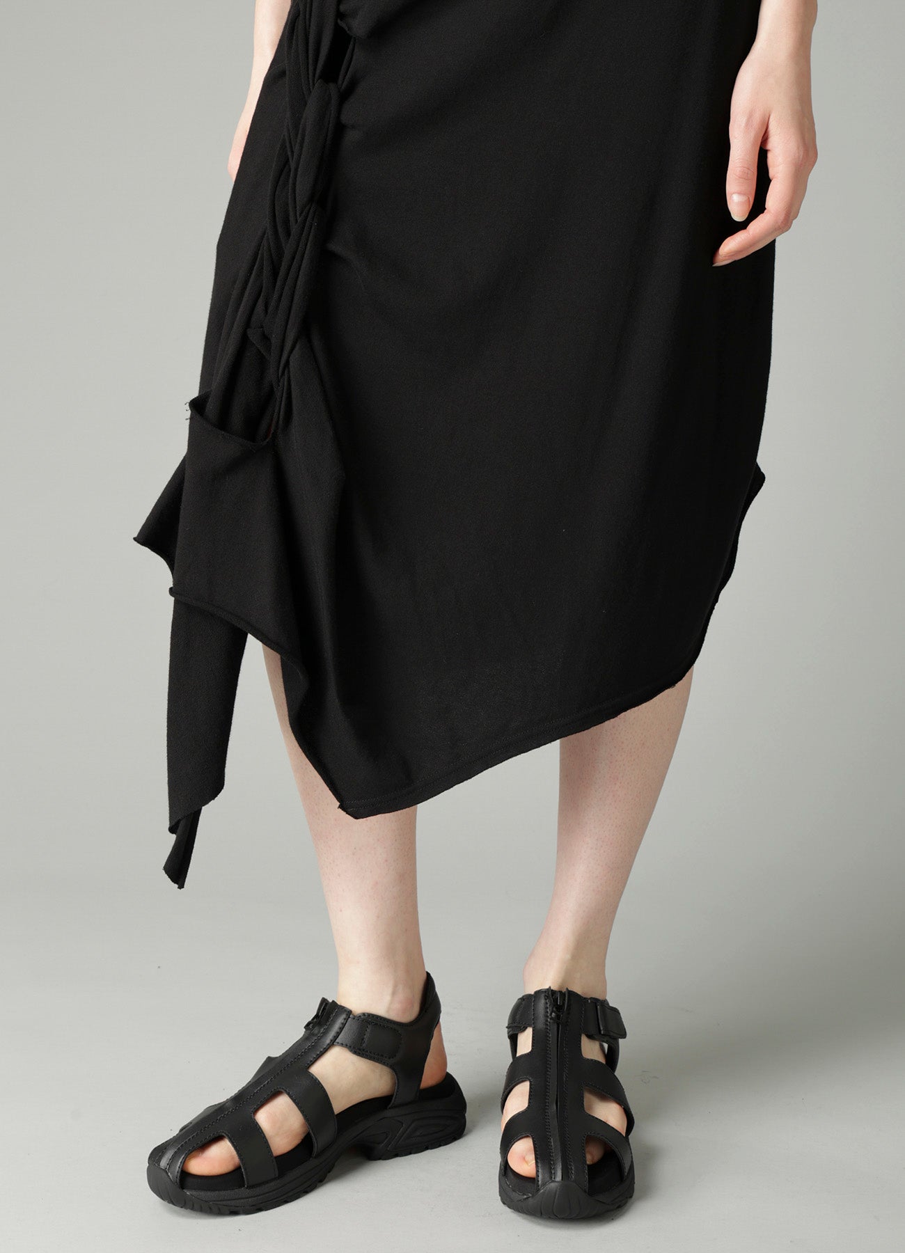 HIGH TWISTED FRENCH TERRY BRAIDED SKIRT