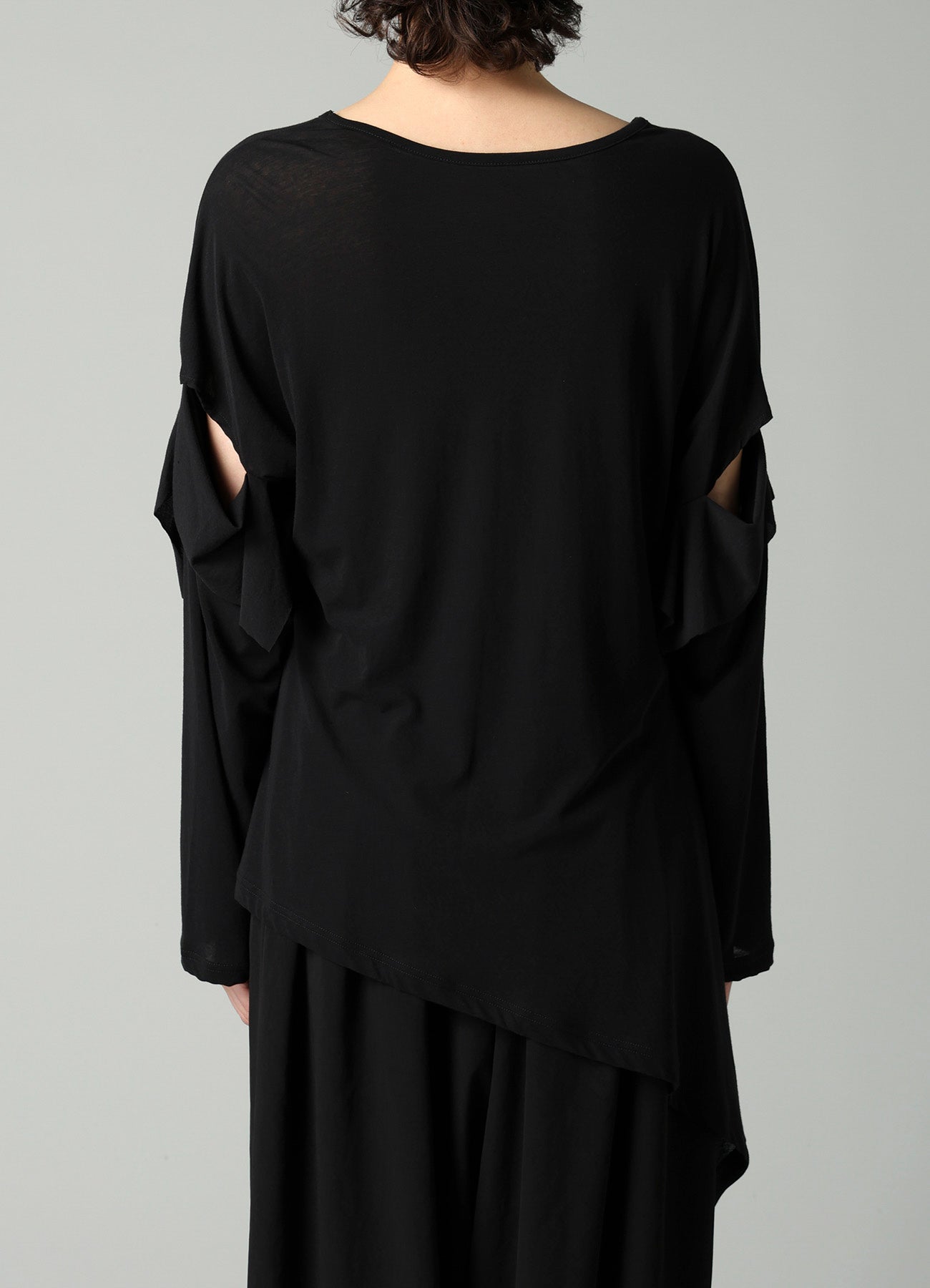 SOFT SINGLE JERSEY DRAPED SLEEVE T