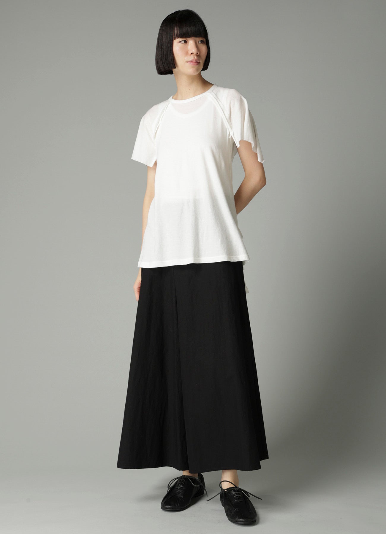 LOW D JERSEY FLARE SHORT SLV T