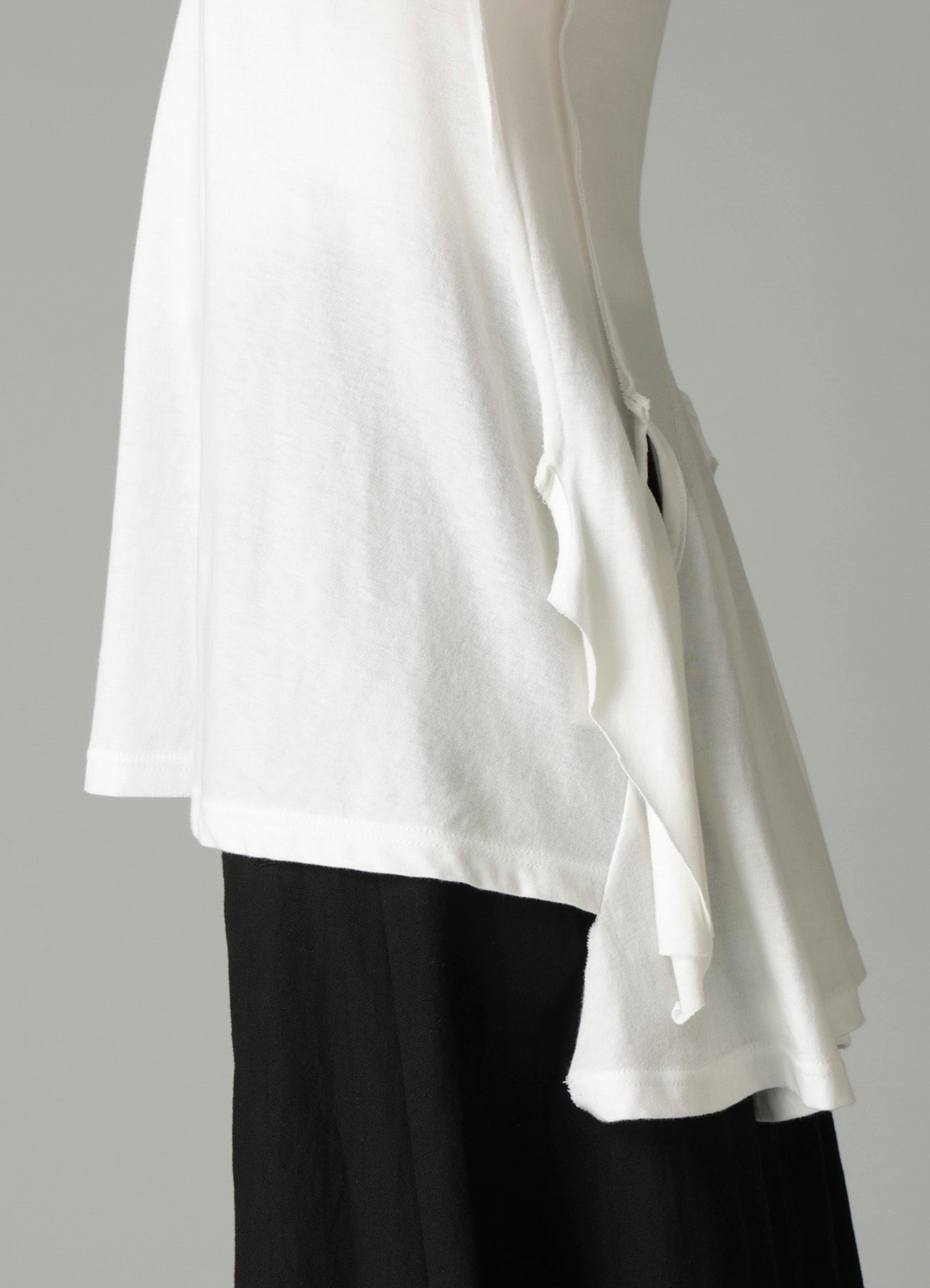 LOW D JERSEY FLARE SHORT SLV T