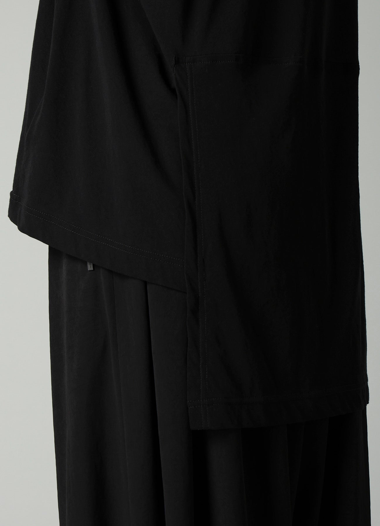 SOFT SINGLE JERSEY UNBALANCED SHORT SLV T