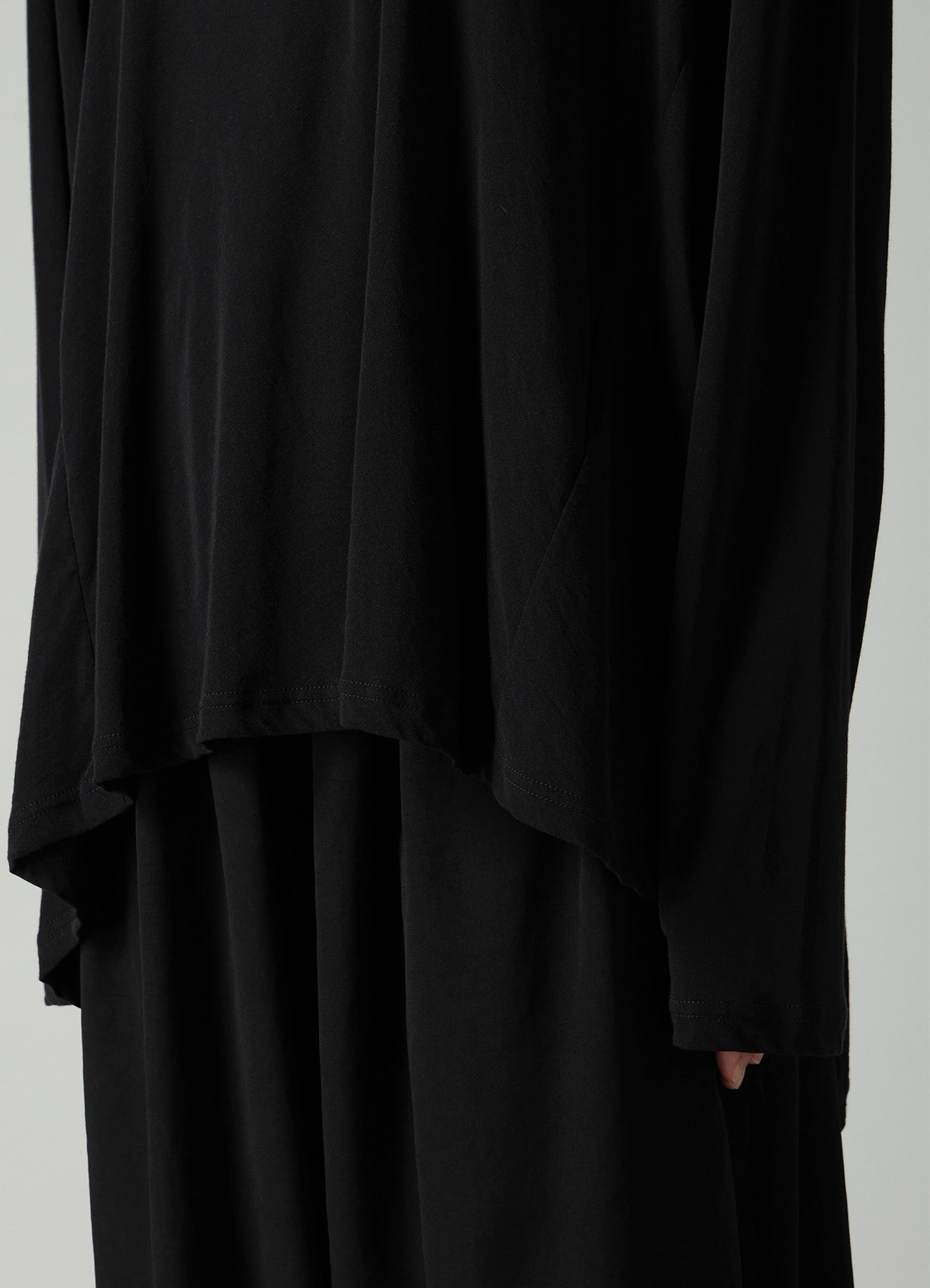 SOFT SINGLE JERSEY DRAPED GUSSET LONG SLV T