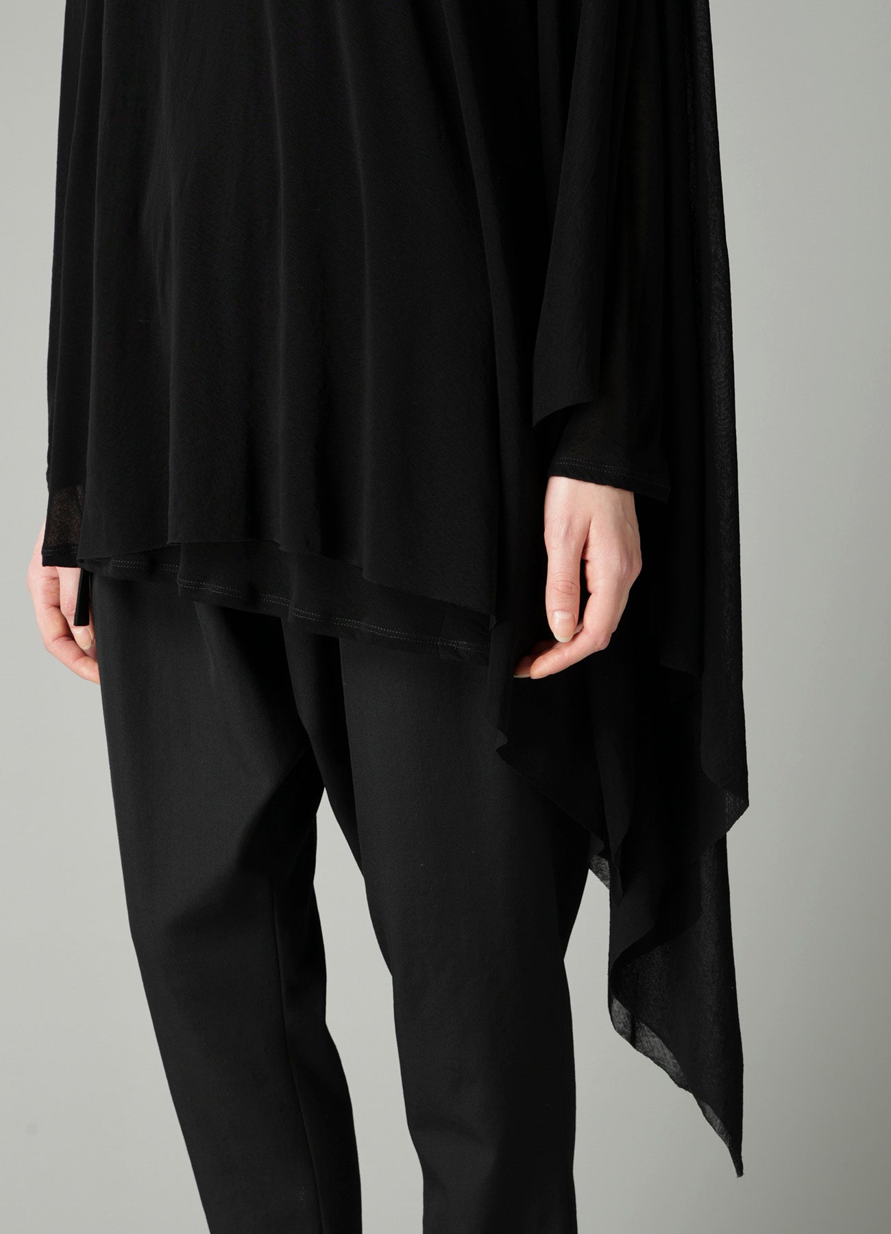HIGH TWISTED SHEER JERSEY MULTI-WAY LONG SLV T – THE SHOP YOHJI