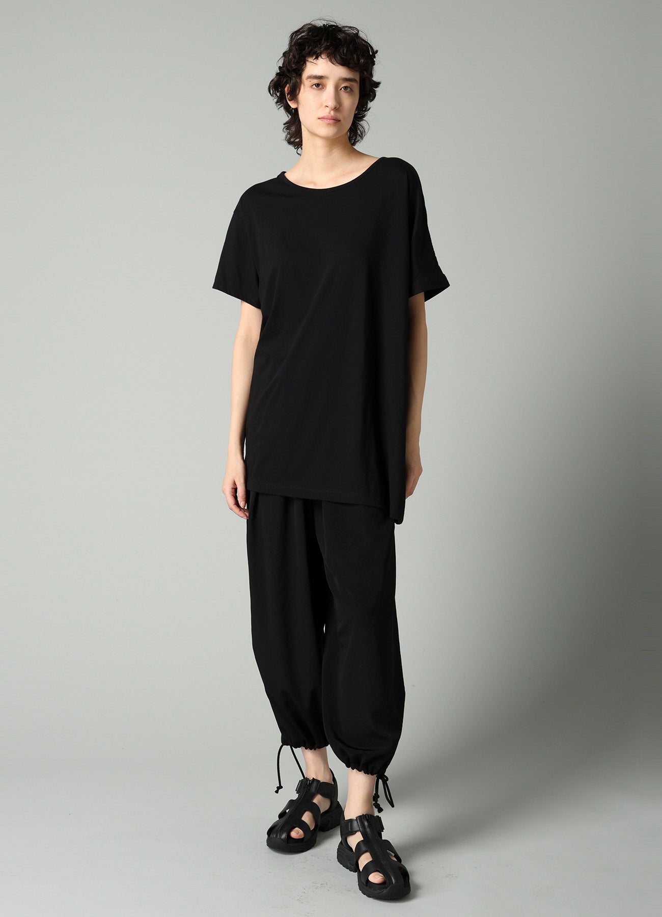 SOFT SINGLE JERSEY ASYMMETRIC SHORT SLV T A