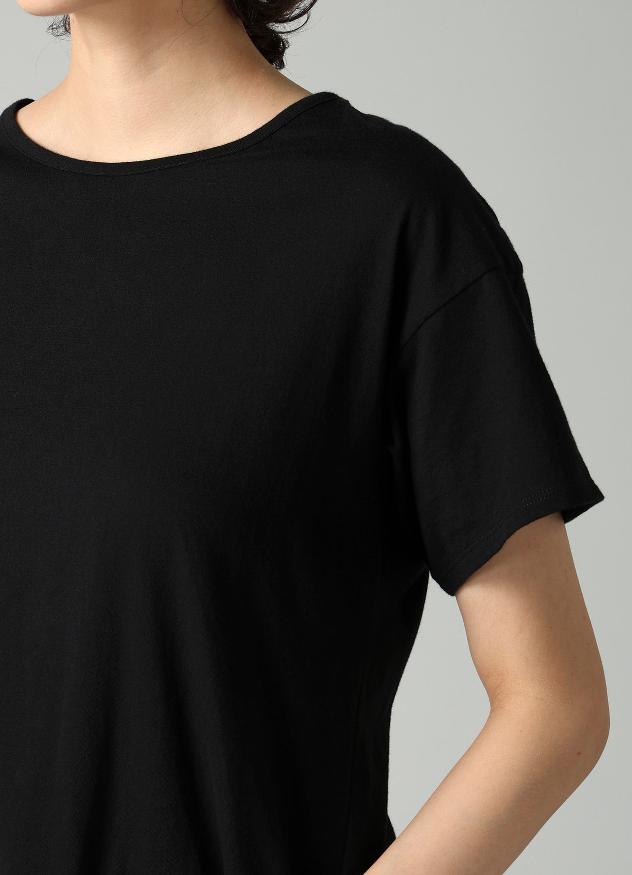 SOFT SINGLE JERSEY ASYMMETRIC SHORT SLV T B – THE SHOP YOHJI YAMAMOTO