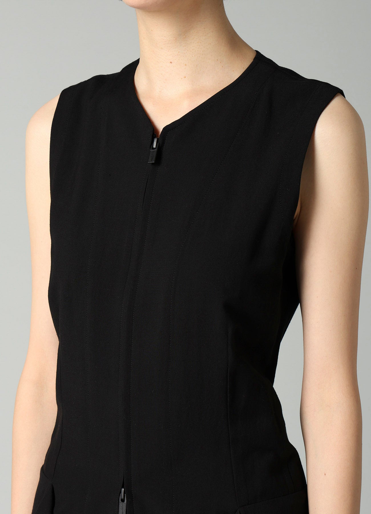 Ry/Li TROPICAL DRAPE D ZIP VEST