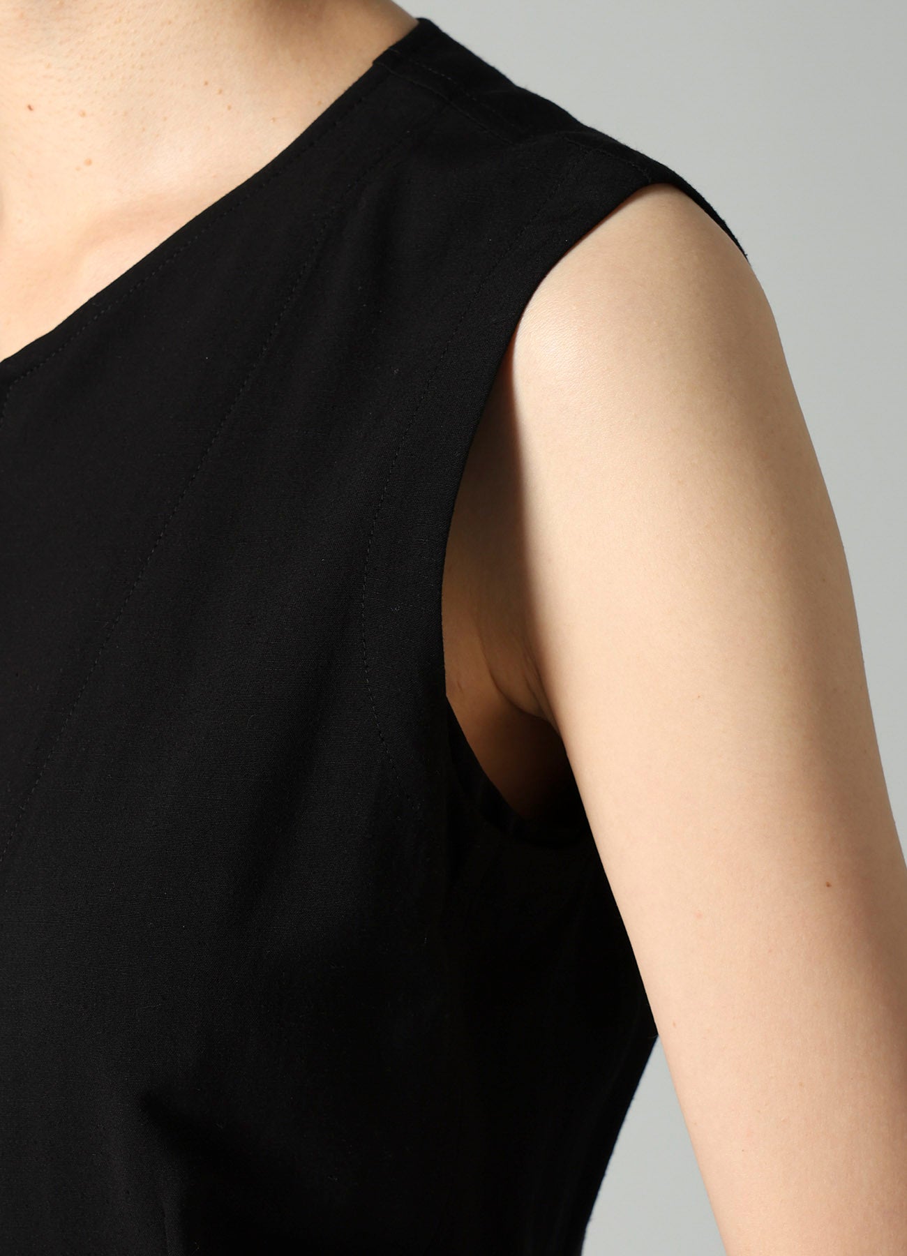 Ry/Li TROPICAL DRAPE D ZIP VEST