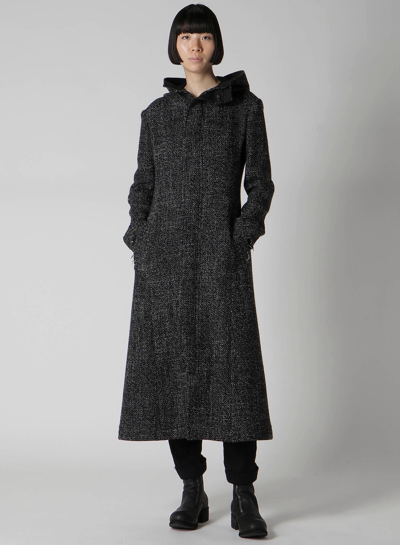 HANDMADE TWEED HOODED ZIP COAT
