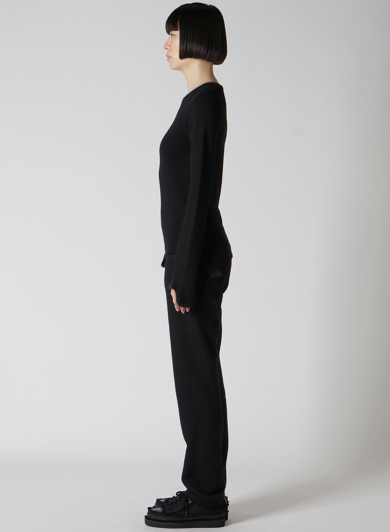 12G RIB JAGGED HEM ROUND NECK PO