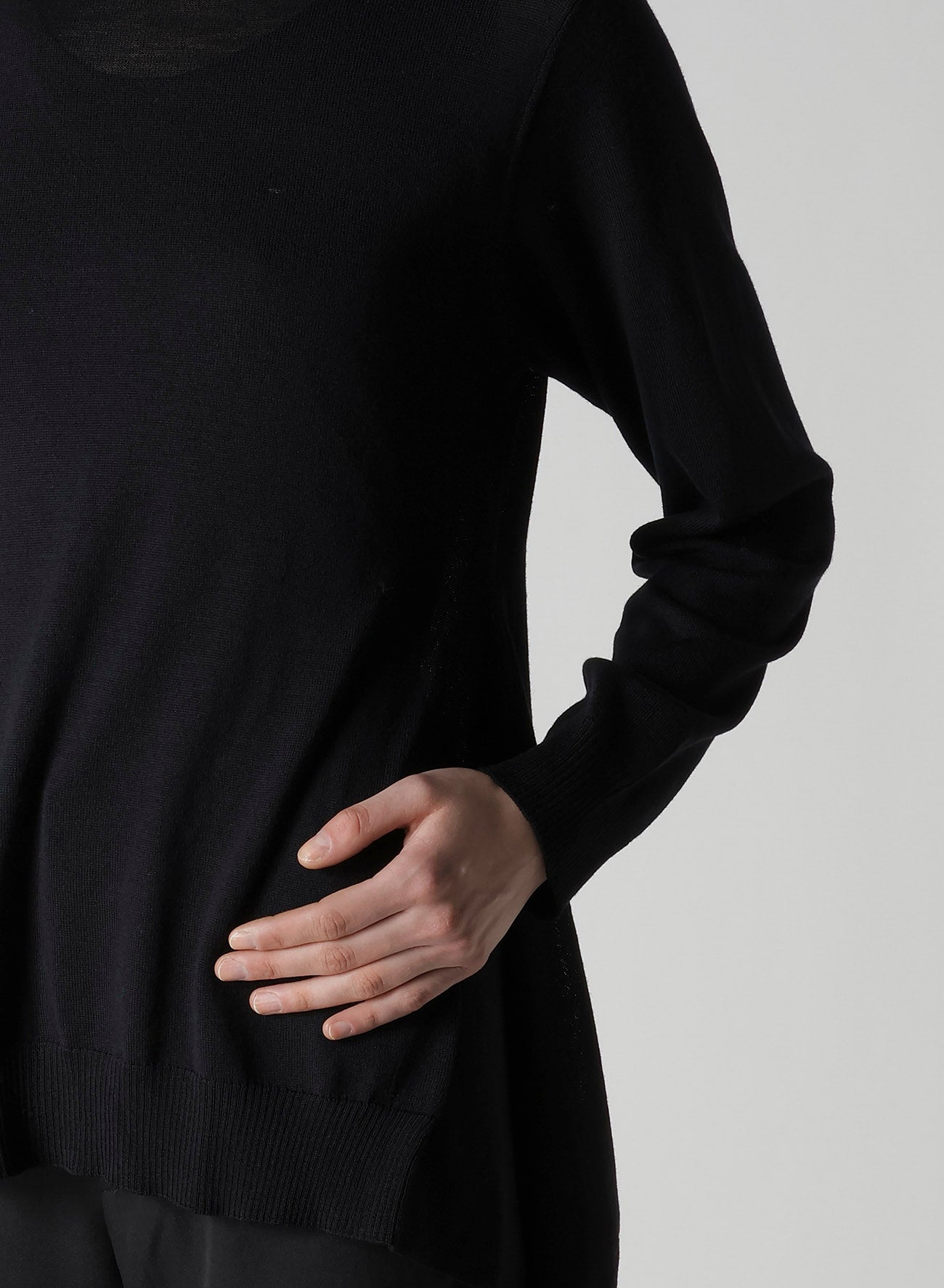 PLAIN STITCH+RIB DRAPED HIGH NECK PO