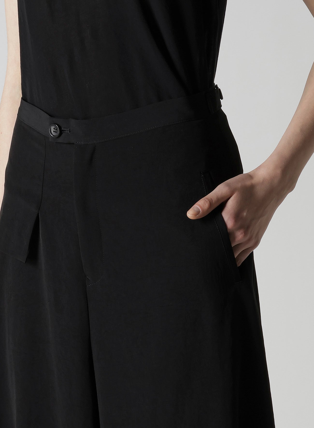 TA/PE CREPE DE CHINE FLARE PANTS
