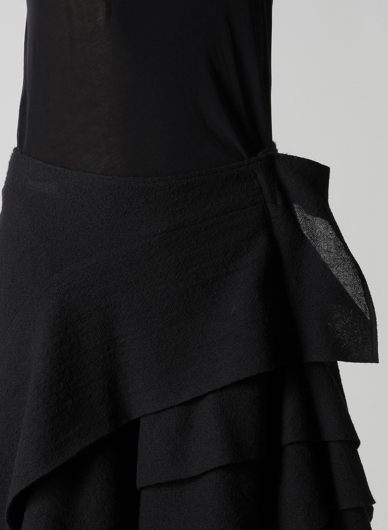 WOOL GAUZE TUCKED STITCH D SKIRT