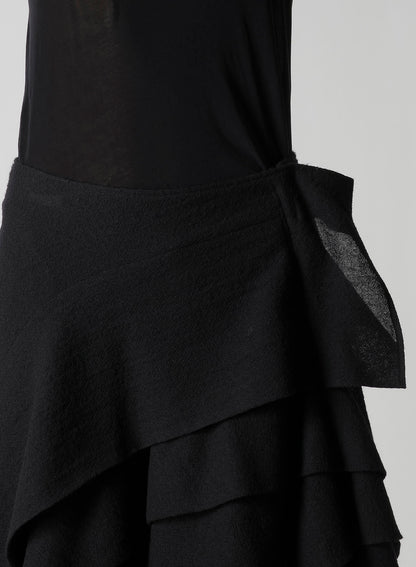 WOOL GAUZE TUCKED STITCH D SKIRT