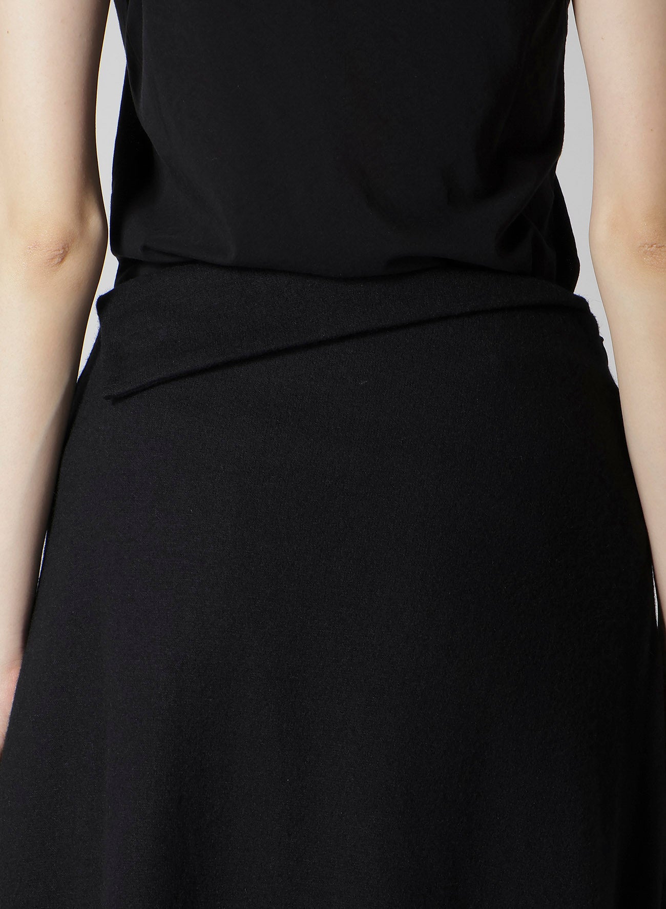 SOFT WOLLEN 1/14 B FOLDED DETAIL SKIRT