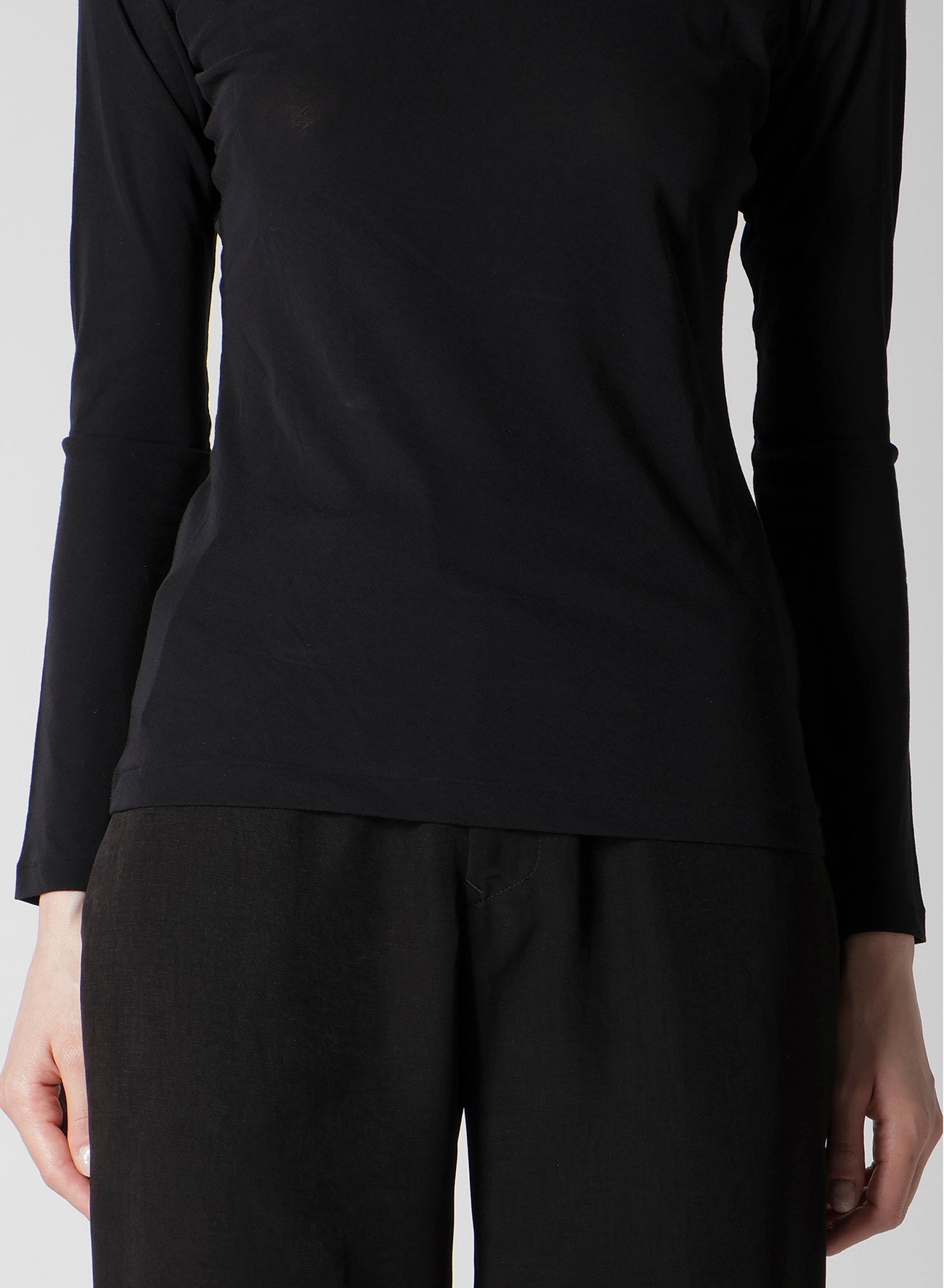 HIGH TWISTED JERSEY LONG SLV ROUND NECK T