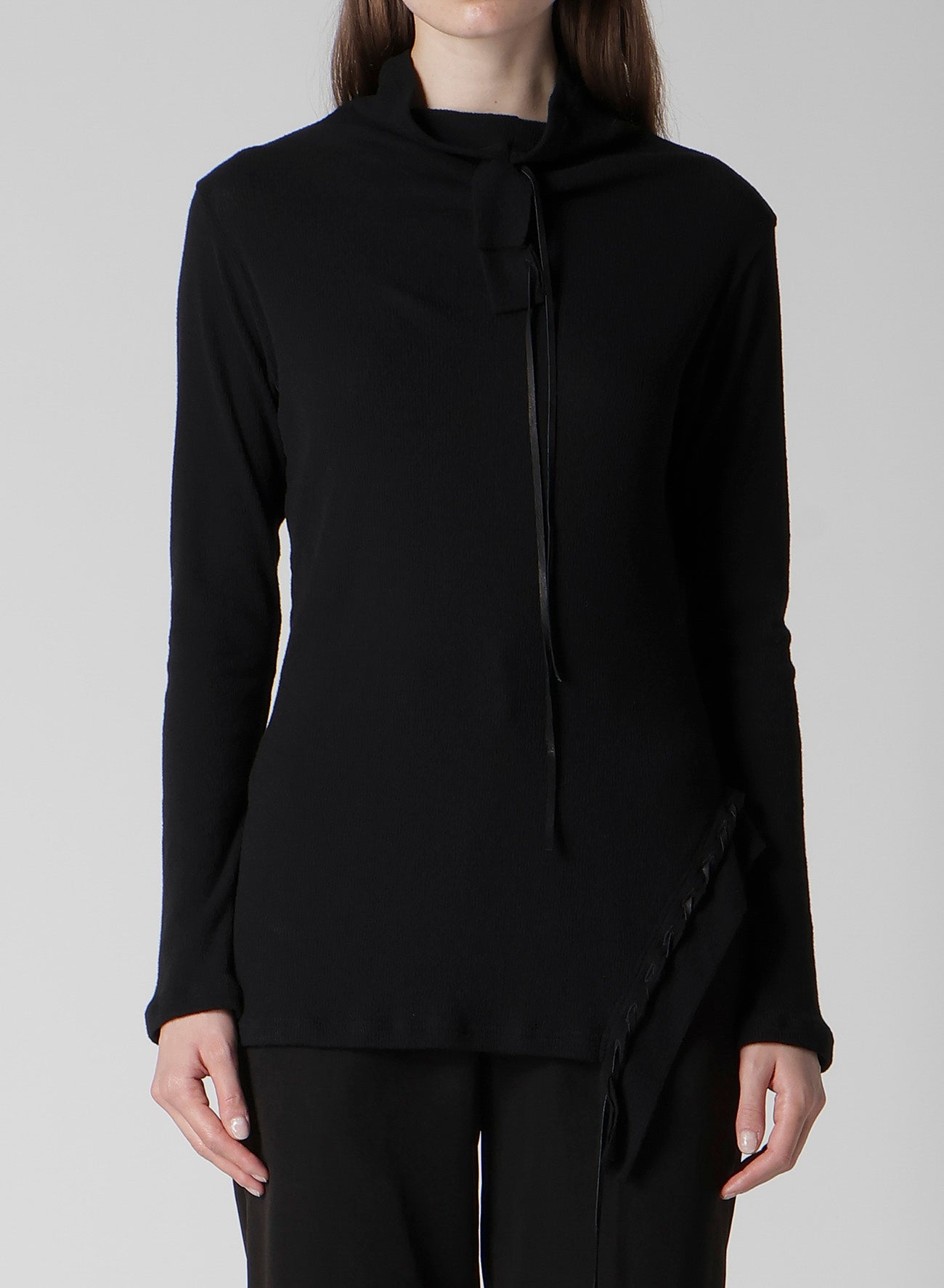 HIGH TWISTED LINKS STRING HIGH NECK PO