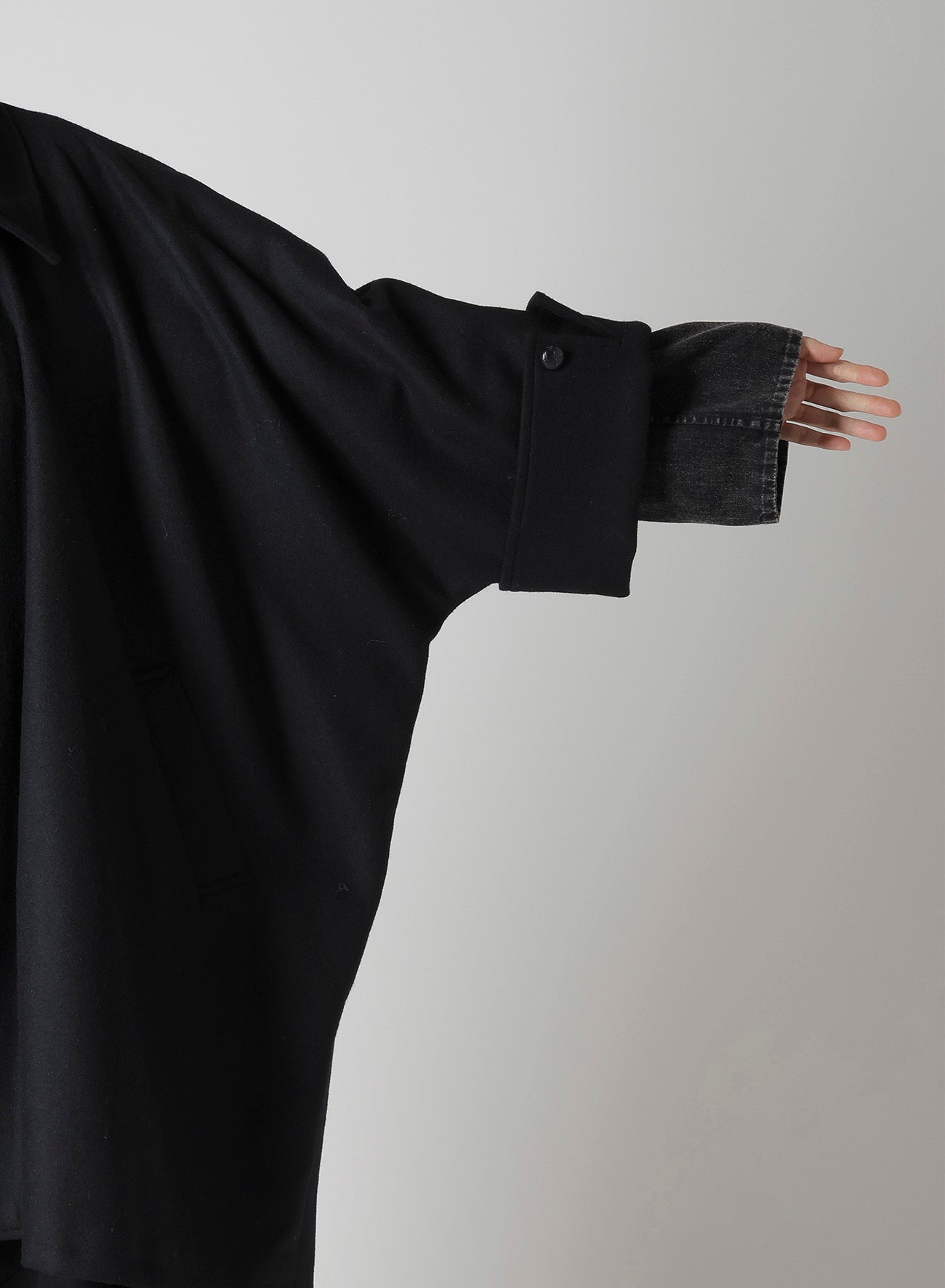 MELTON HIGH NECK COAT