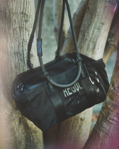 TECH SATEEN SUMMIT DUFFLE SMALL