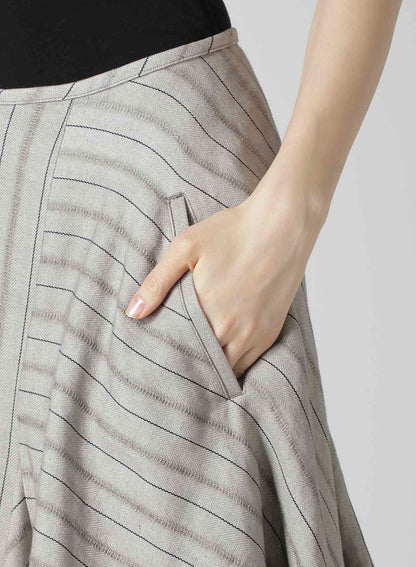 C/Li STRIPE ASYMMETRIC SKIRT