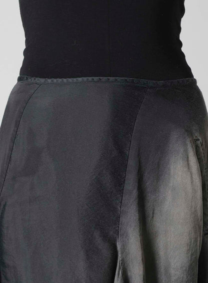 Cu/C BLEACHED SATIN ASYMMETRIC SKIRT