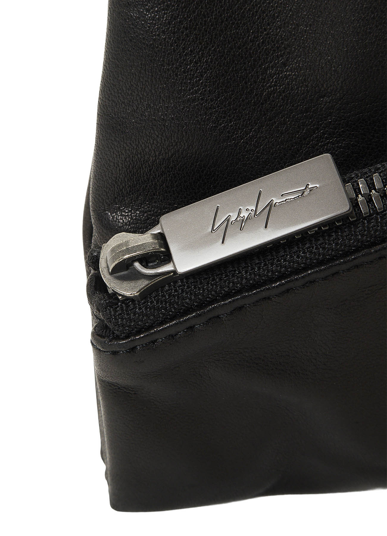 LEATHER SACOCHE