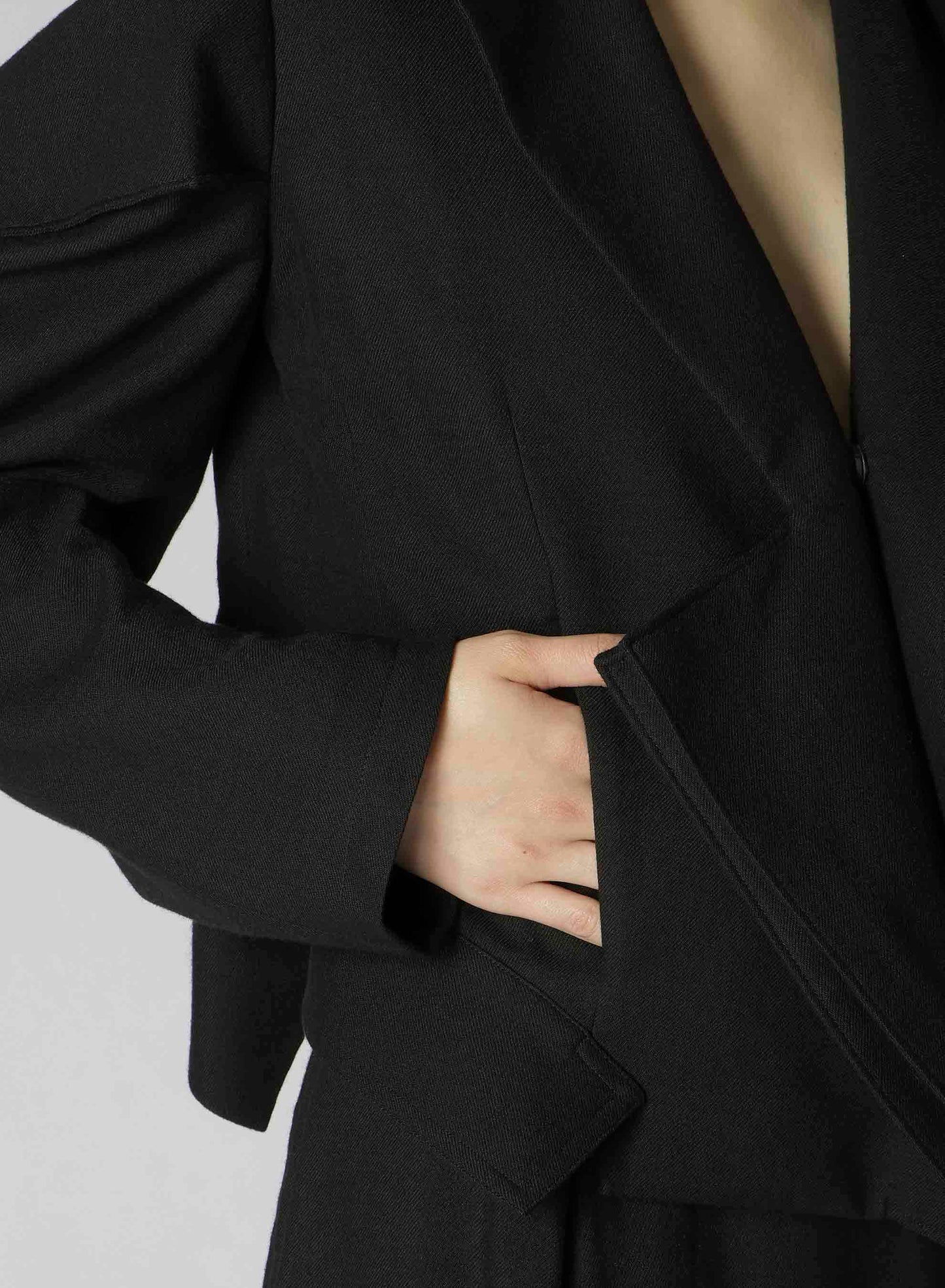 W/C LIGHT SERGE BOX DETAIL WIDE SLEEVE JACKET