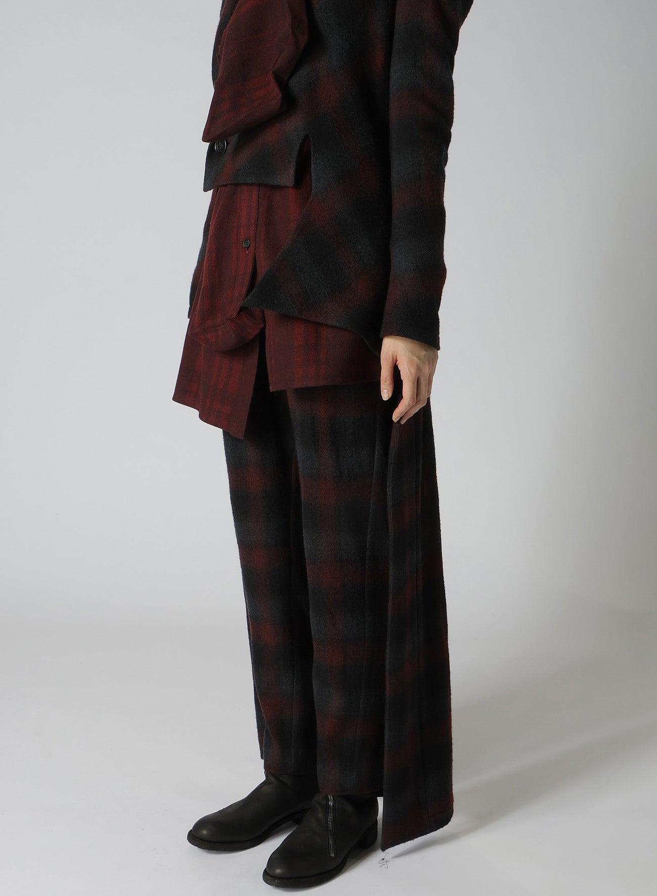 GREY OMBRE PLAID D TUXEDO JACKET