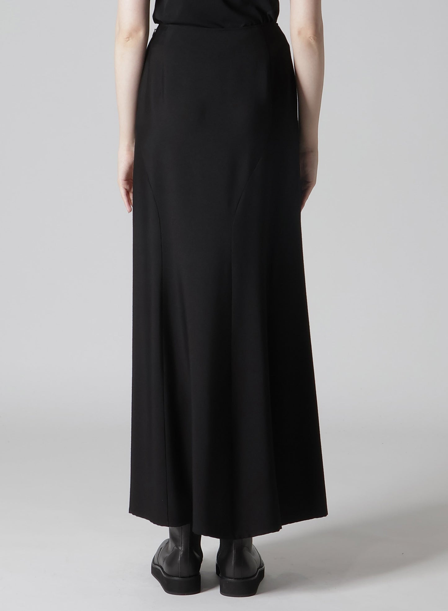 Ry/Si DOUBLE LAYER DIAGONAL PANEL SKIRT