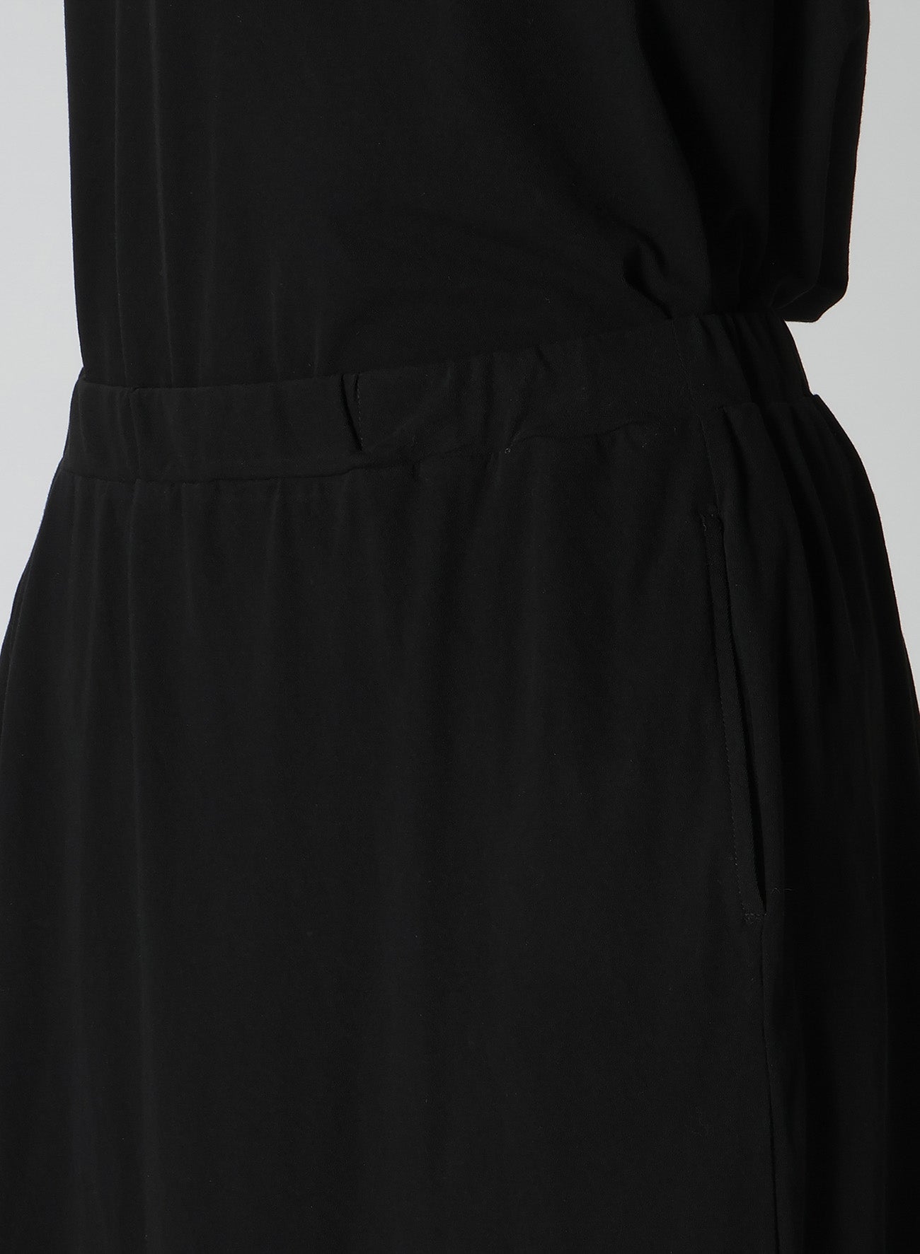 40/-HIGH TWISTED SINGLE JERSEY DRAPED POCKET SKIRT