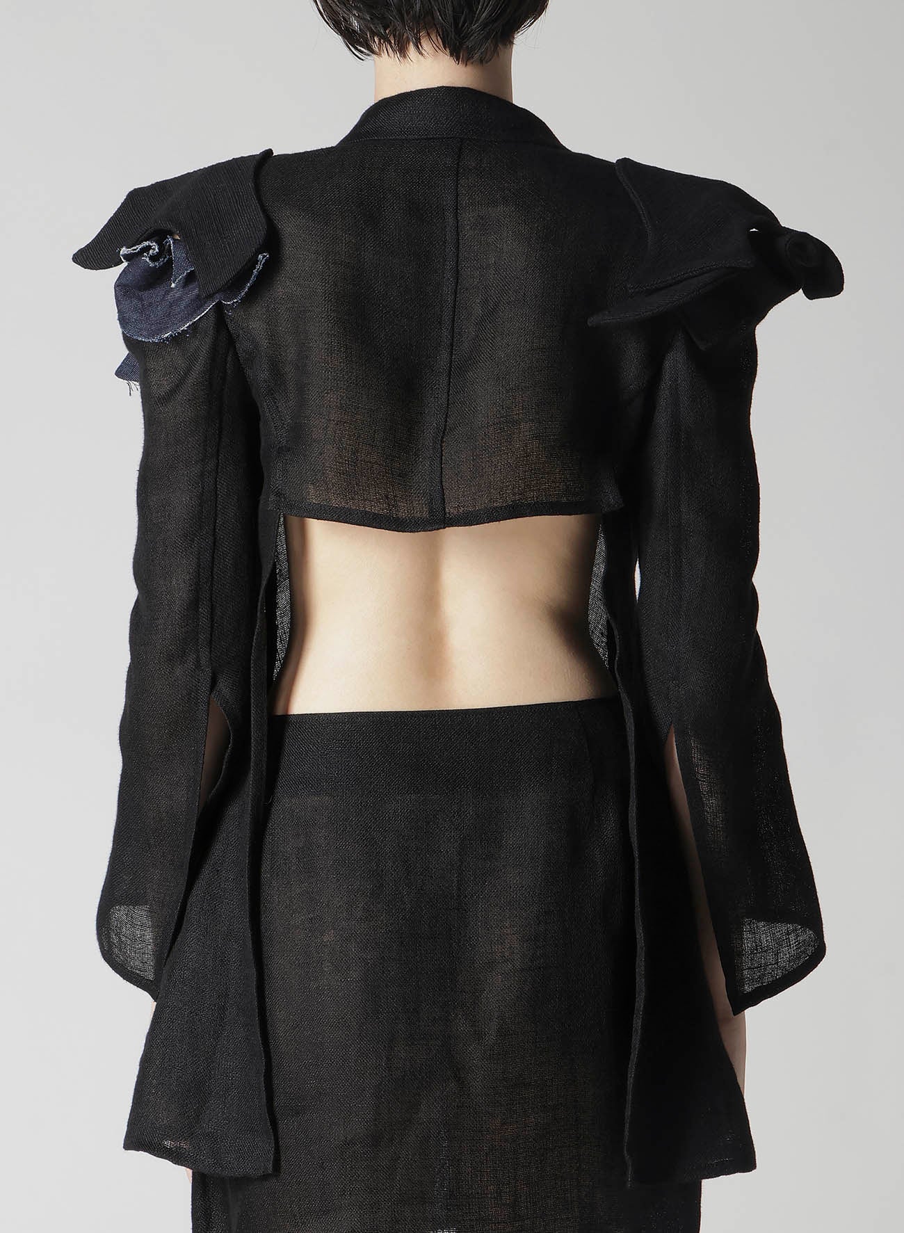 Li DOUBLE GAUZE SHOULDER MOTIF JACKET