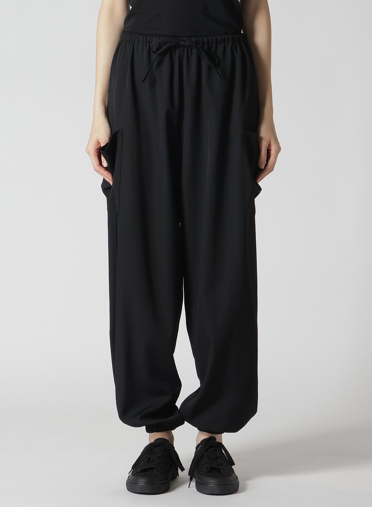 【1/11 10:00(JST) Release】GABARDINE RELAXED FIT PANTS