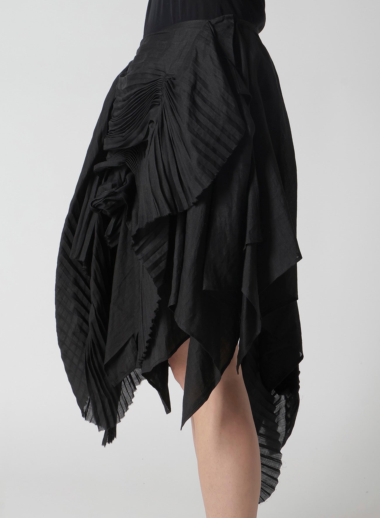 Ra LAWN PLEATED SKIRT A