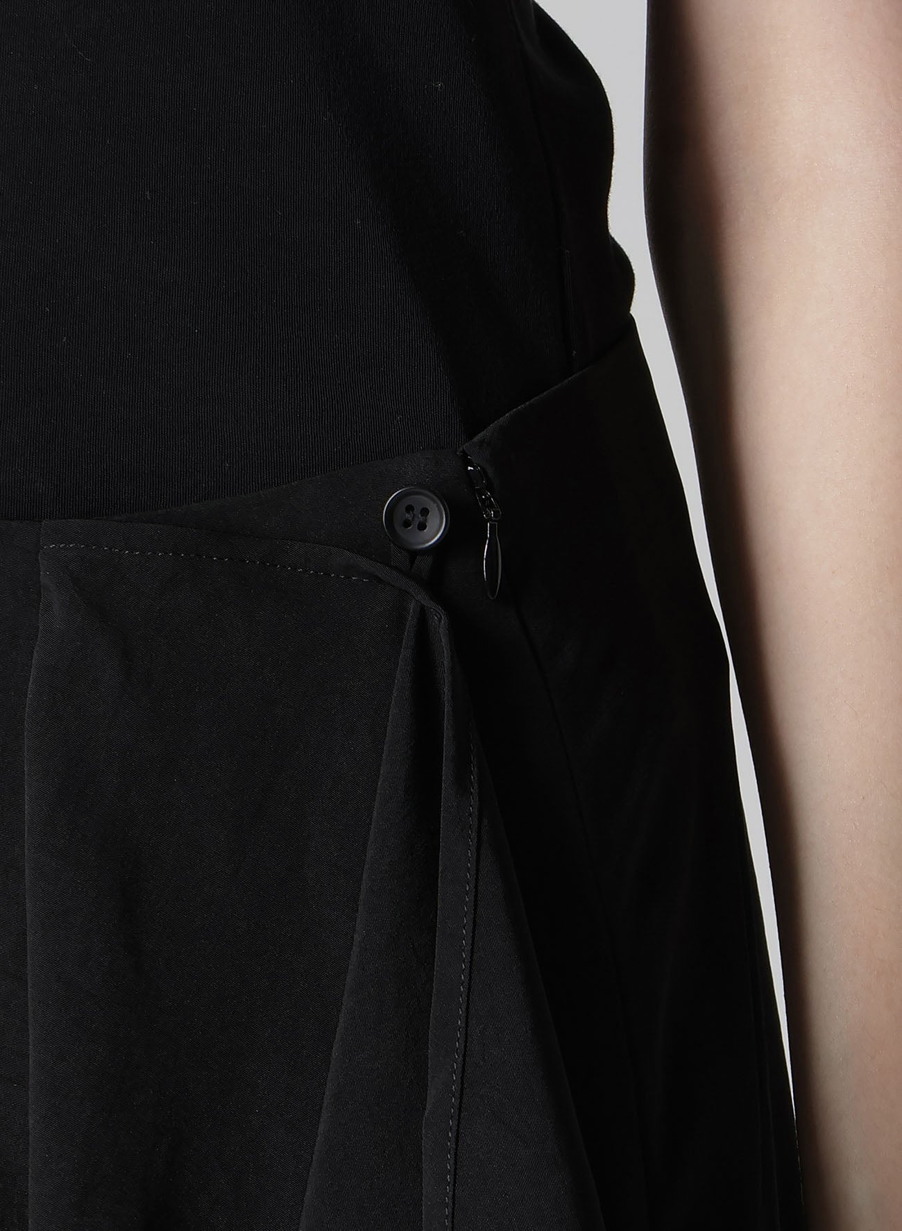 【1/11 10:00(JST) Release】TA/PE CREPE DE CHINE L DRAPED SKIRT